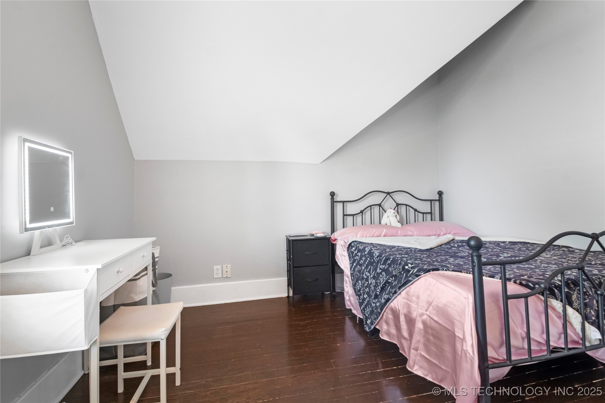 206 W Grand Tonkawa OK 74653
