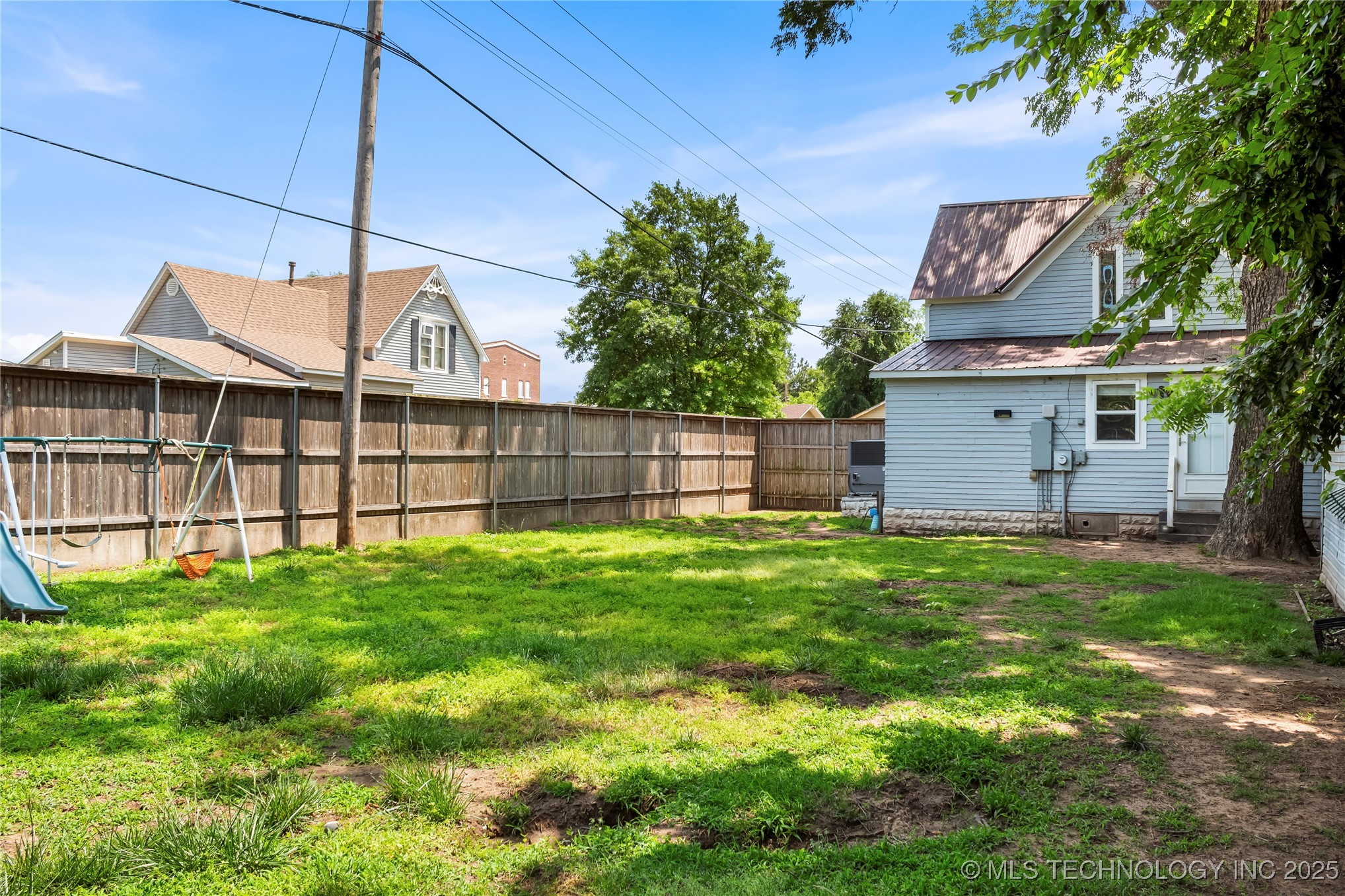 206 W Grand Tonkawa OK 74653