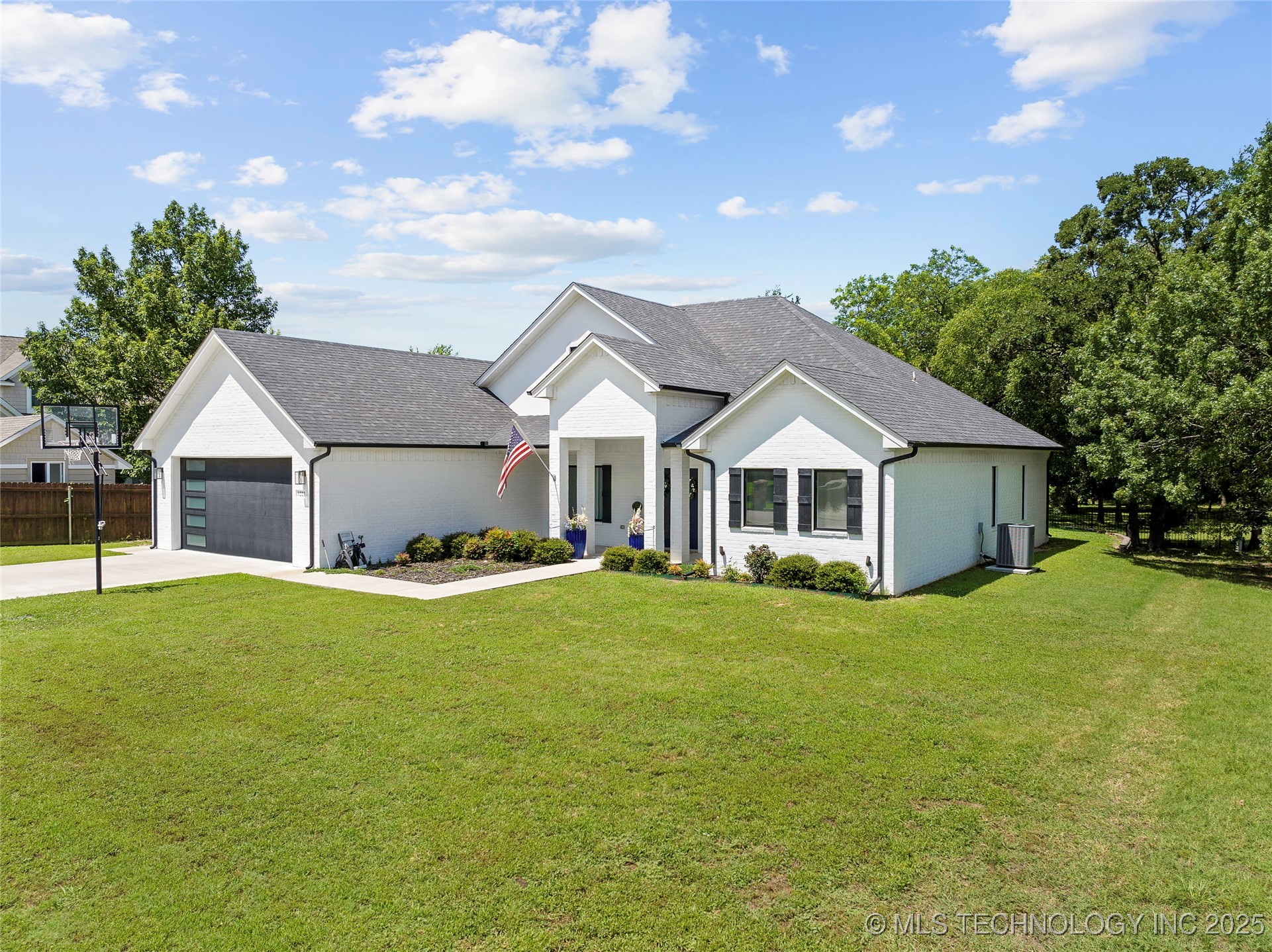 1223 Buckingham Ardmore OK 73401