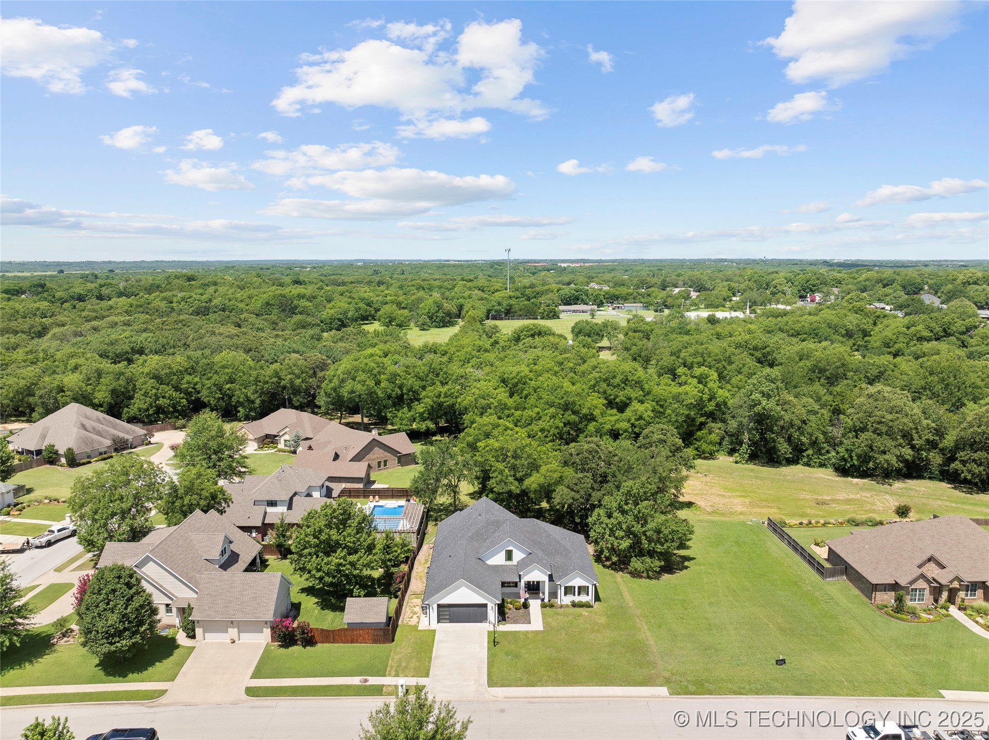 1223 Buckingham Ardmore OK 73401