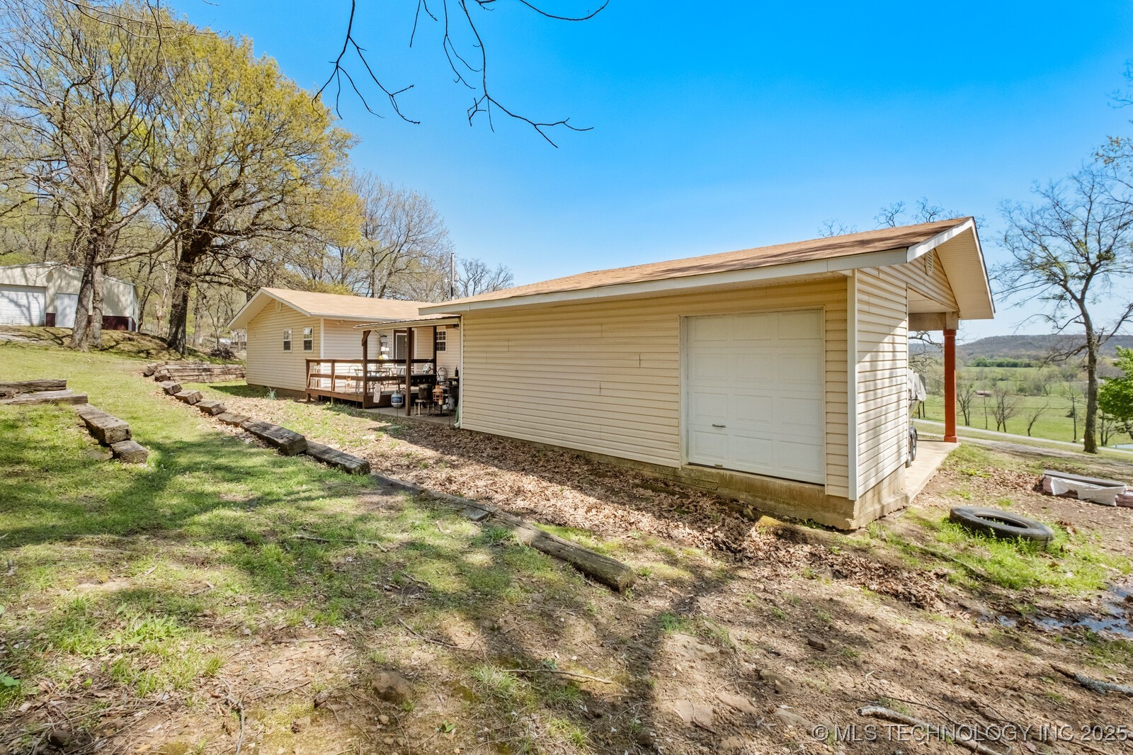 465561 Highway 100 Stilwell OK 74960