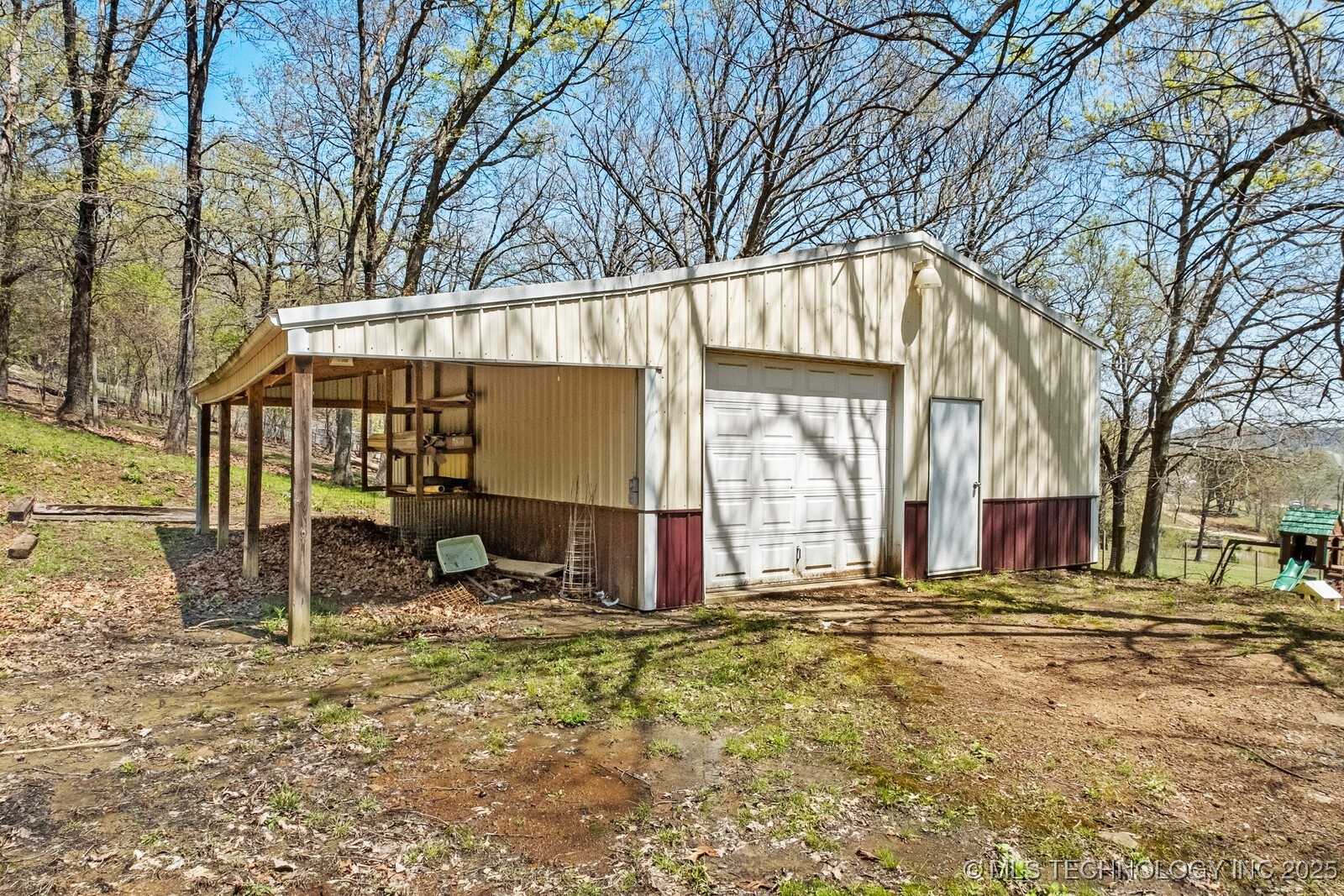 465561 Highway 100 Stilwell OK 74960