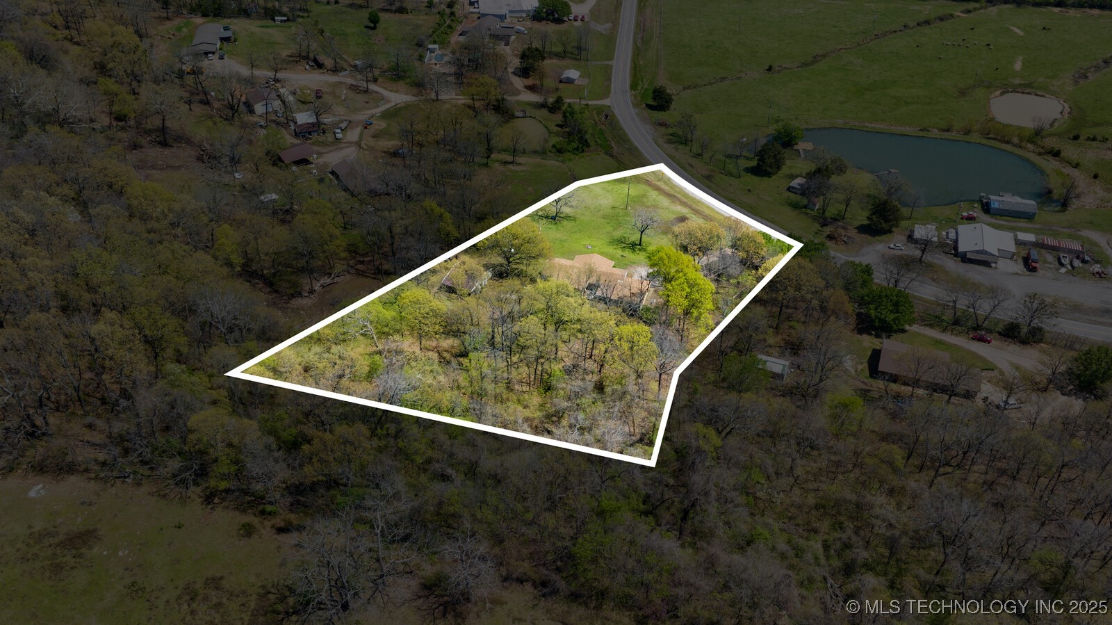 465561 Highway 100 Stilwell OK 74960