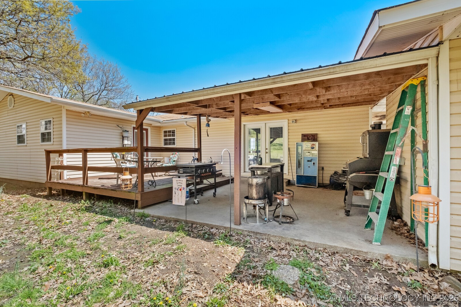 465561 Highway 100 Stilwell OK 74960