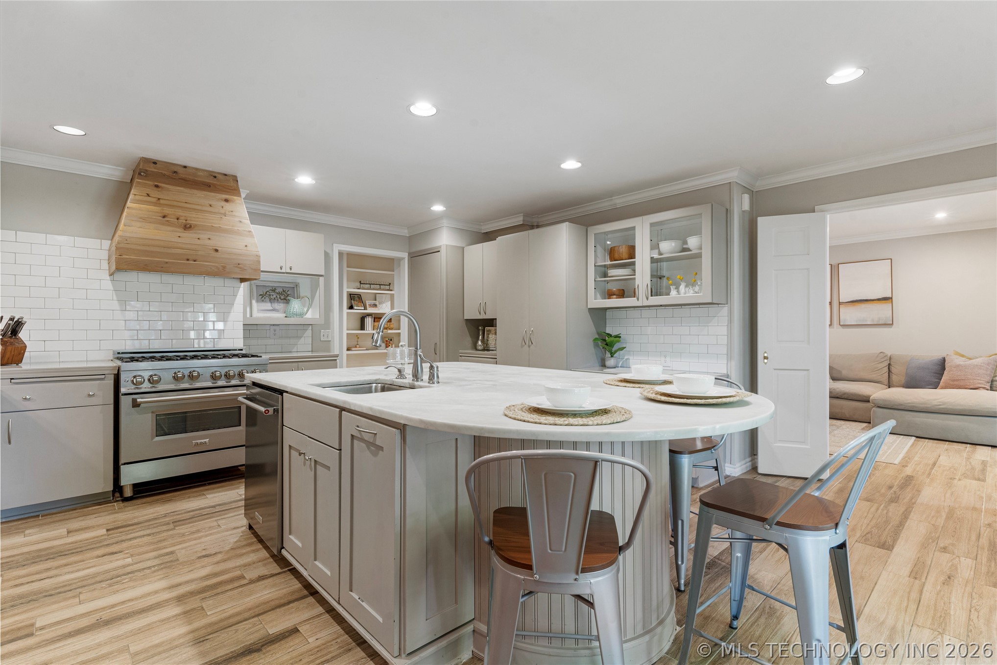 2521 S Birmingham Place Tulsa OK 74114