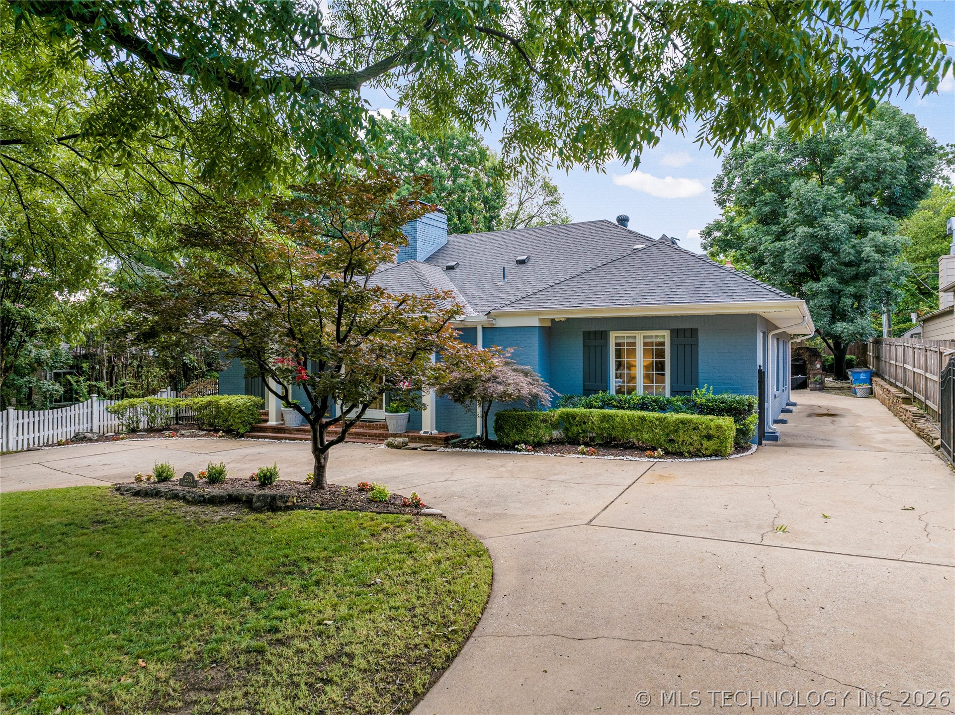 2521 S Birmingham Place Tulsa OK 74114