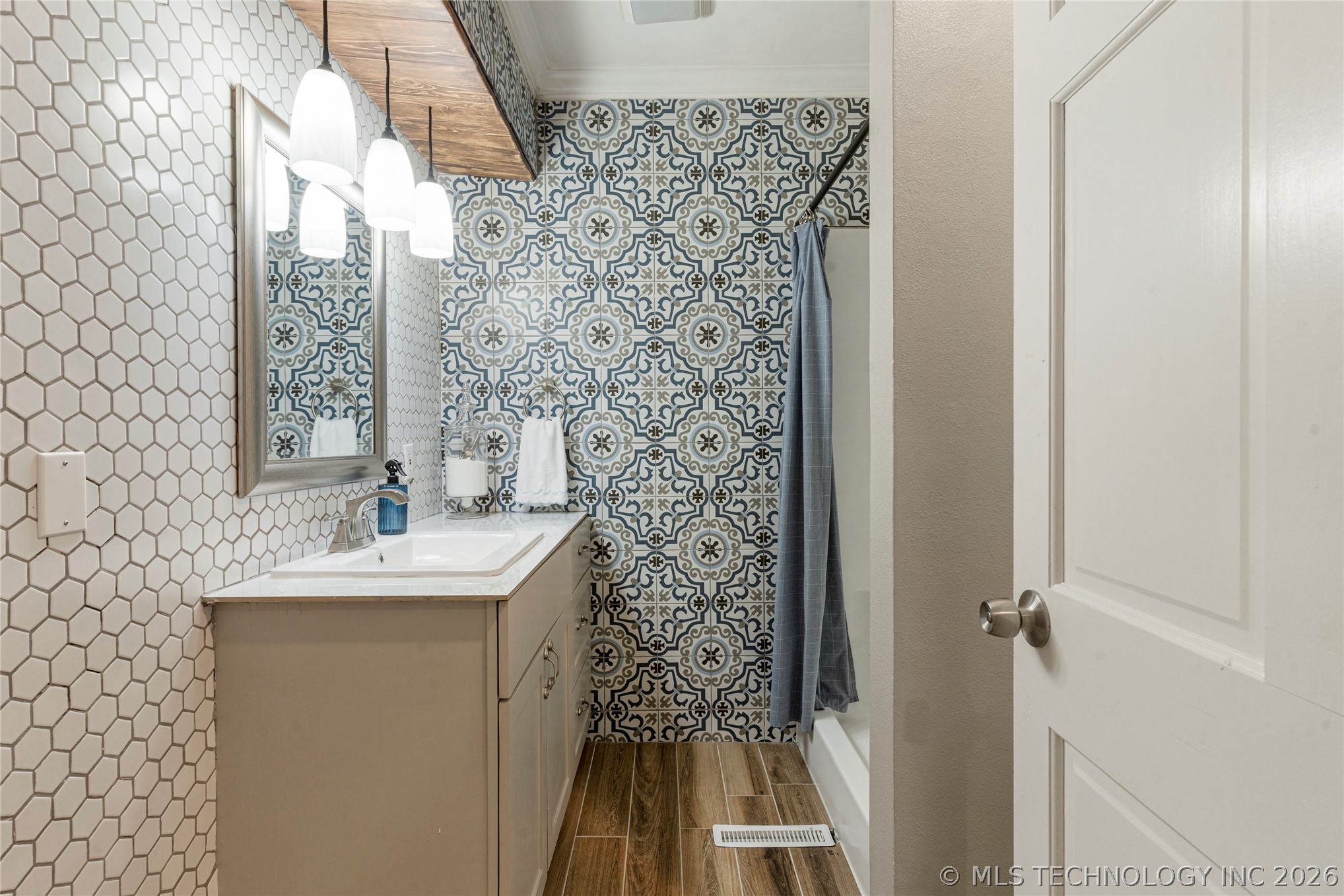 2521 S Birmingham Place Tulsa OK 74114