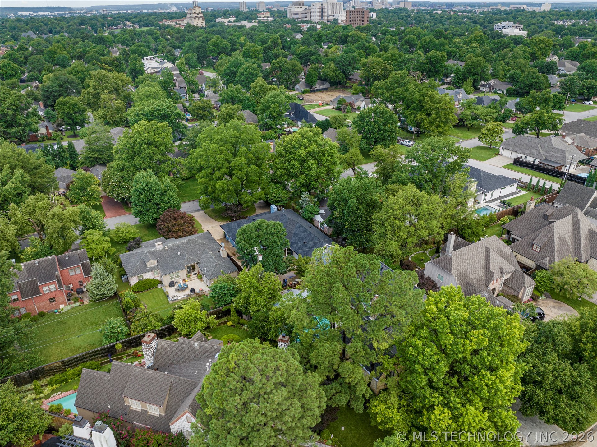 2521 S Birmingham Place Tulsa OK 74114