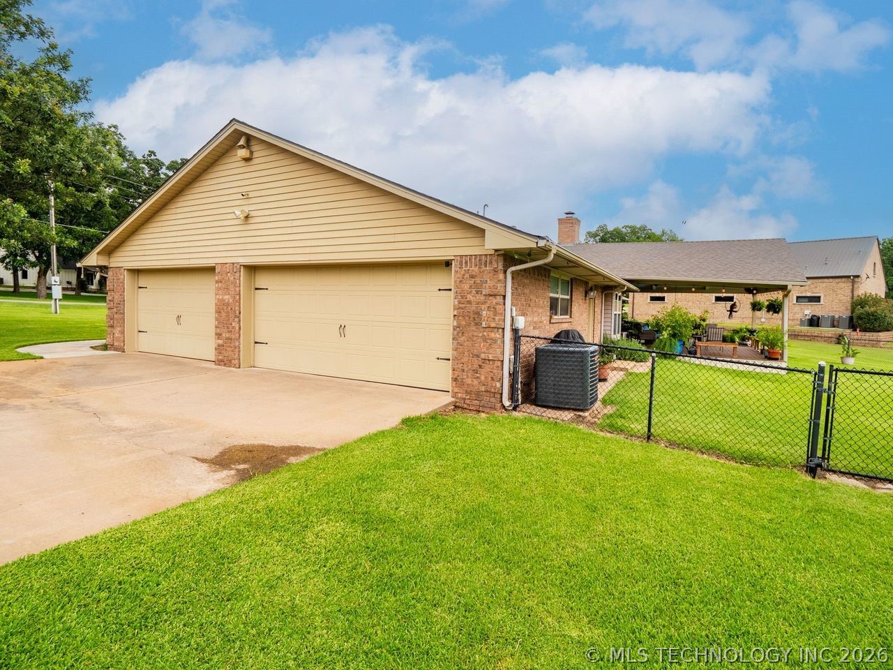 8567 Lake View Drive Kingston OK 73439