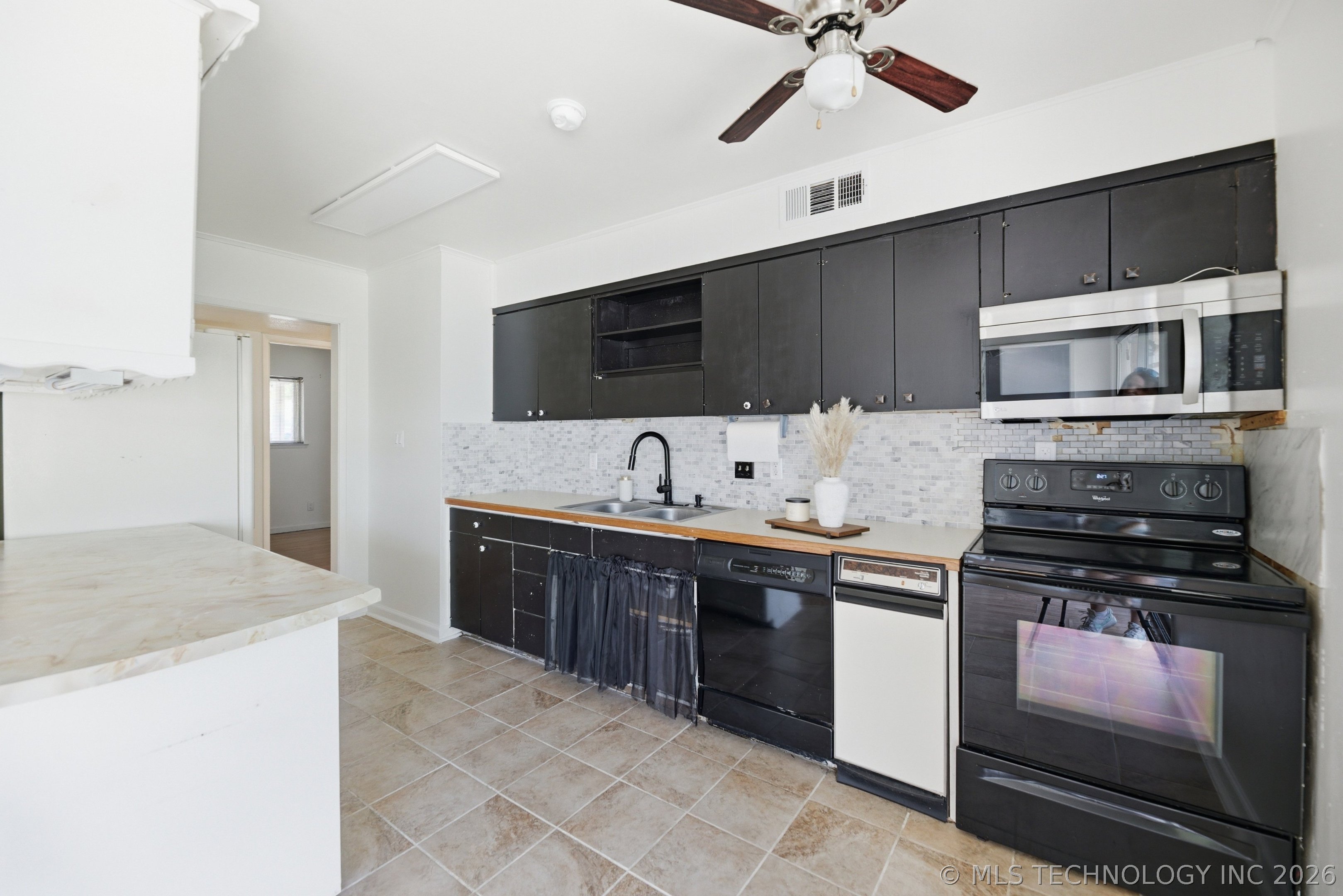 3332 S 114th Eastavenue Tulsa OK 74116