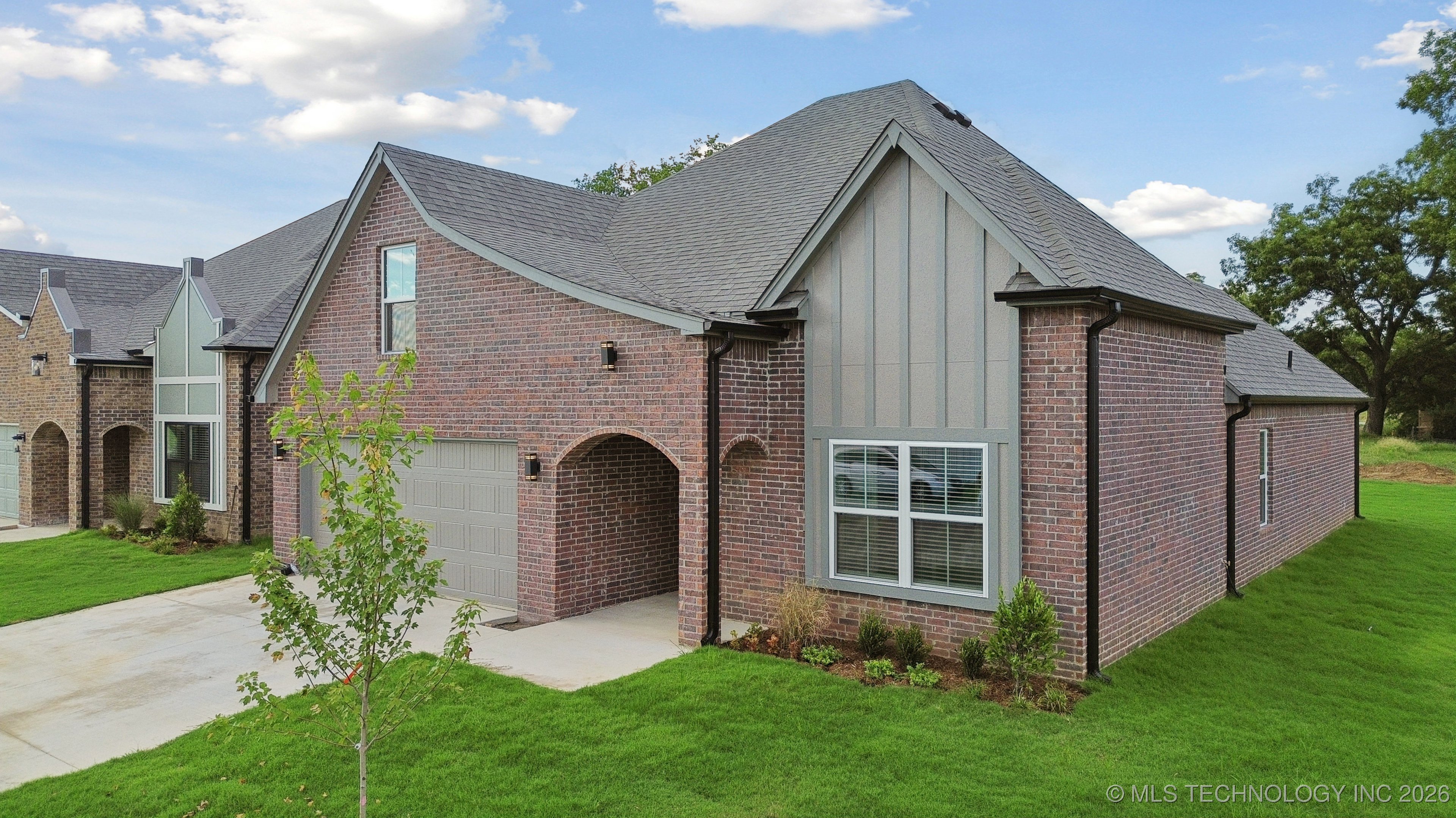209 W Broadway Street Owasso OK 74055