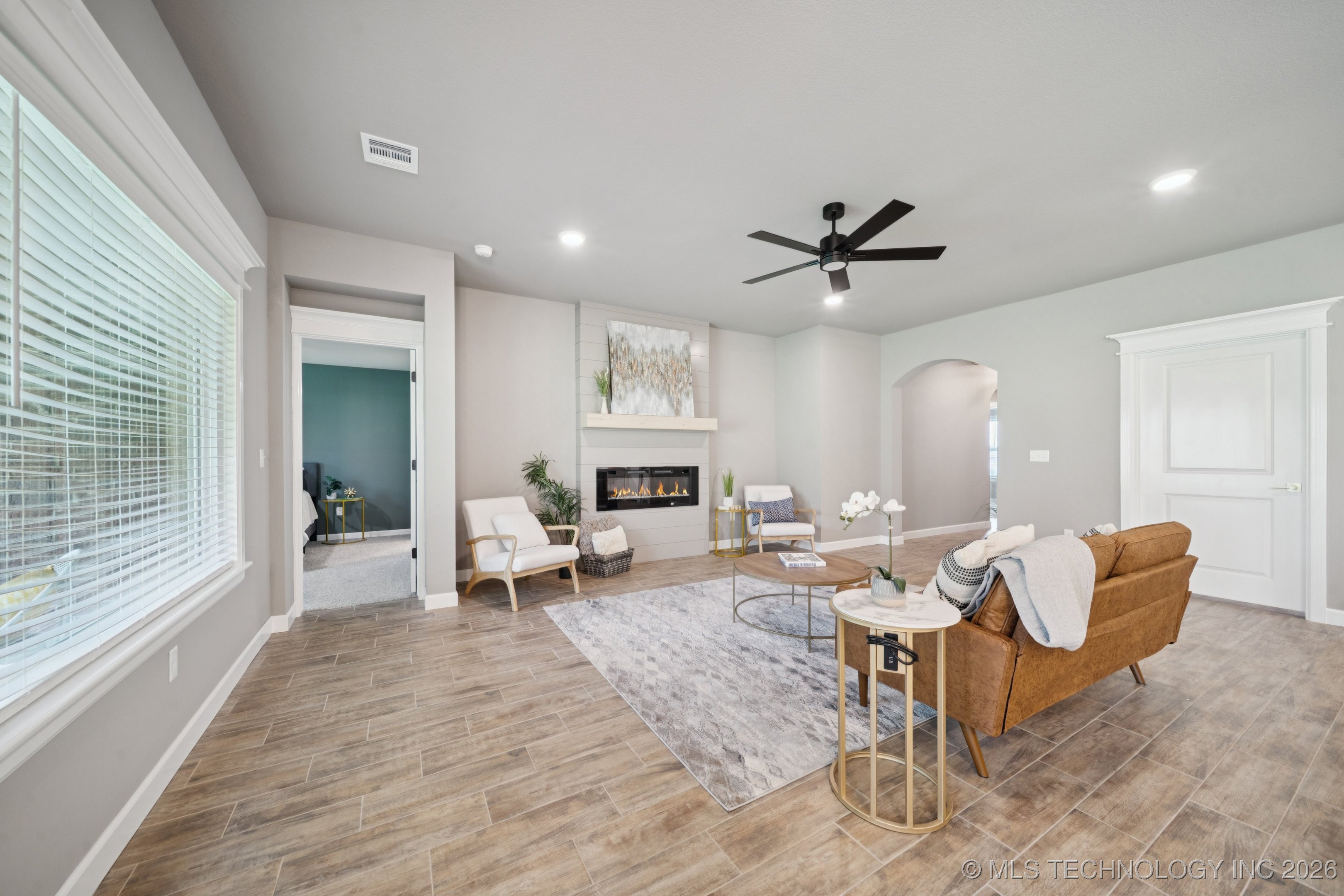 209 W Broadway Street Owasso OK 74055