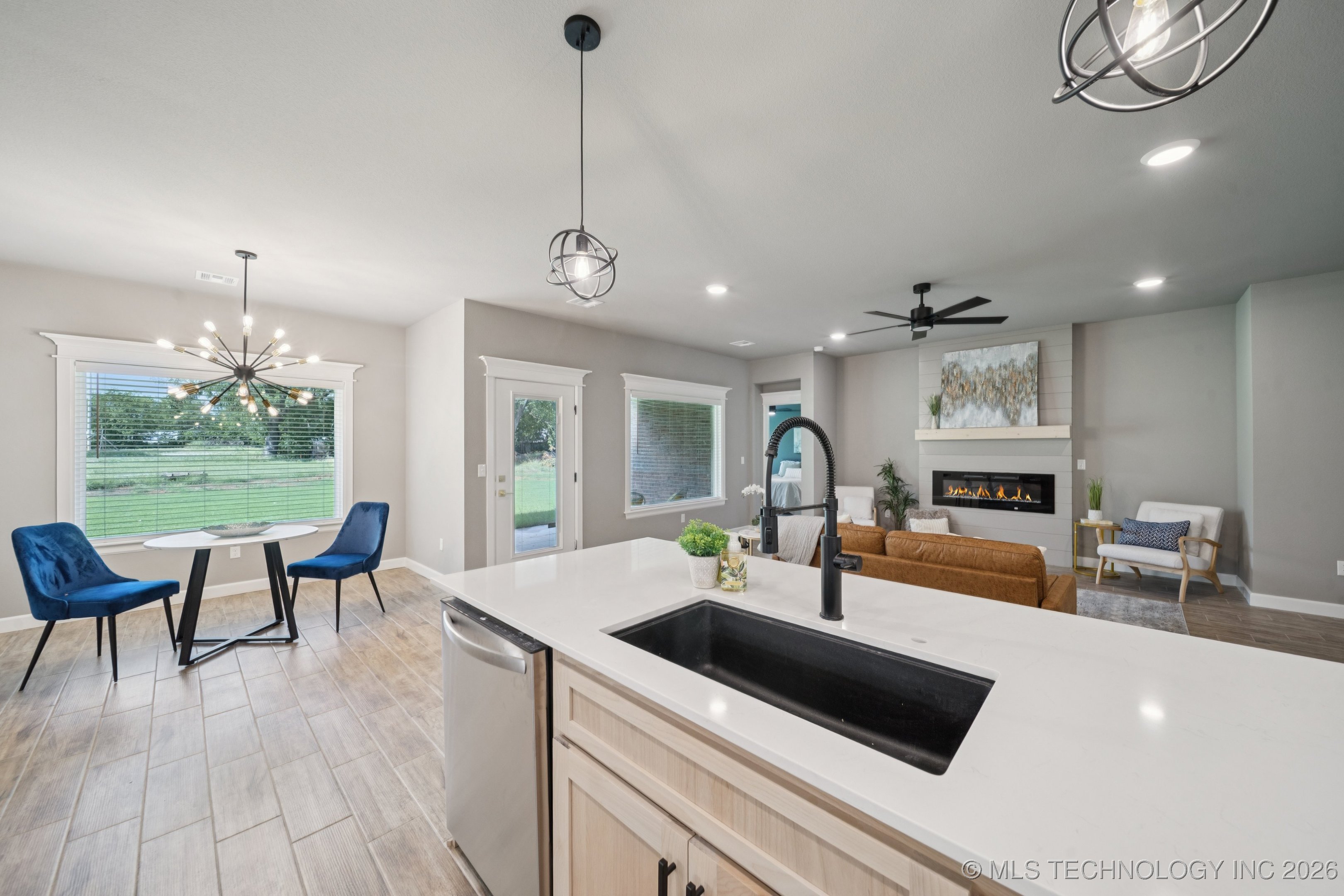 209 W Broadway Street Owasso OK 74055