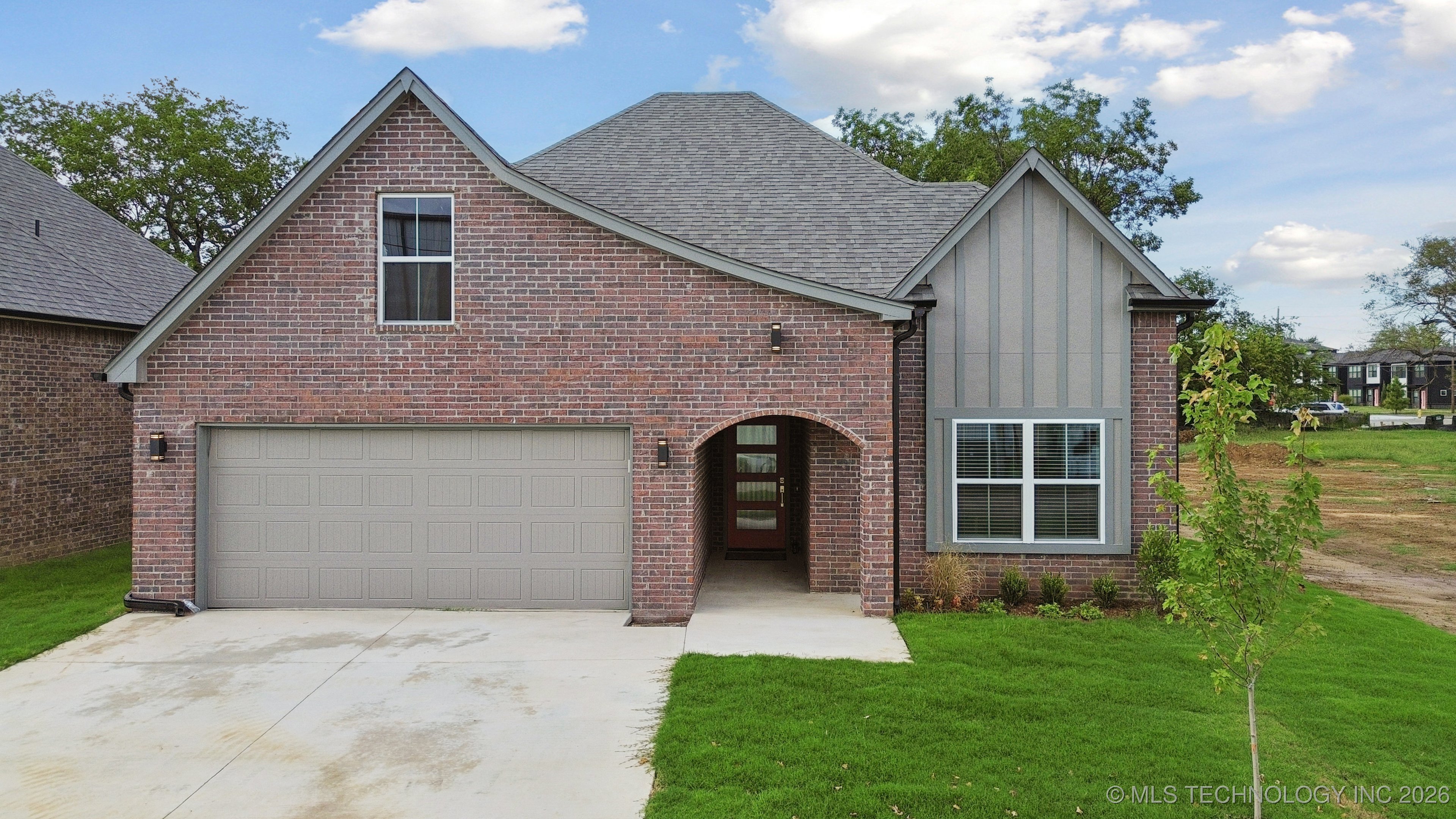 209 W Broadway Street Owasso OK 74055