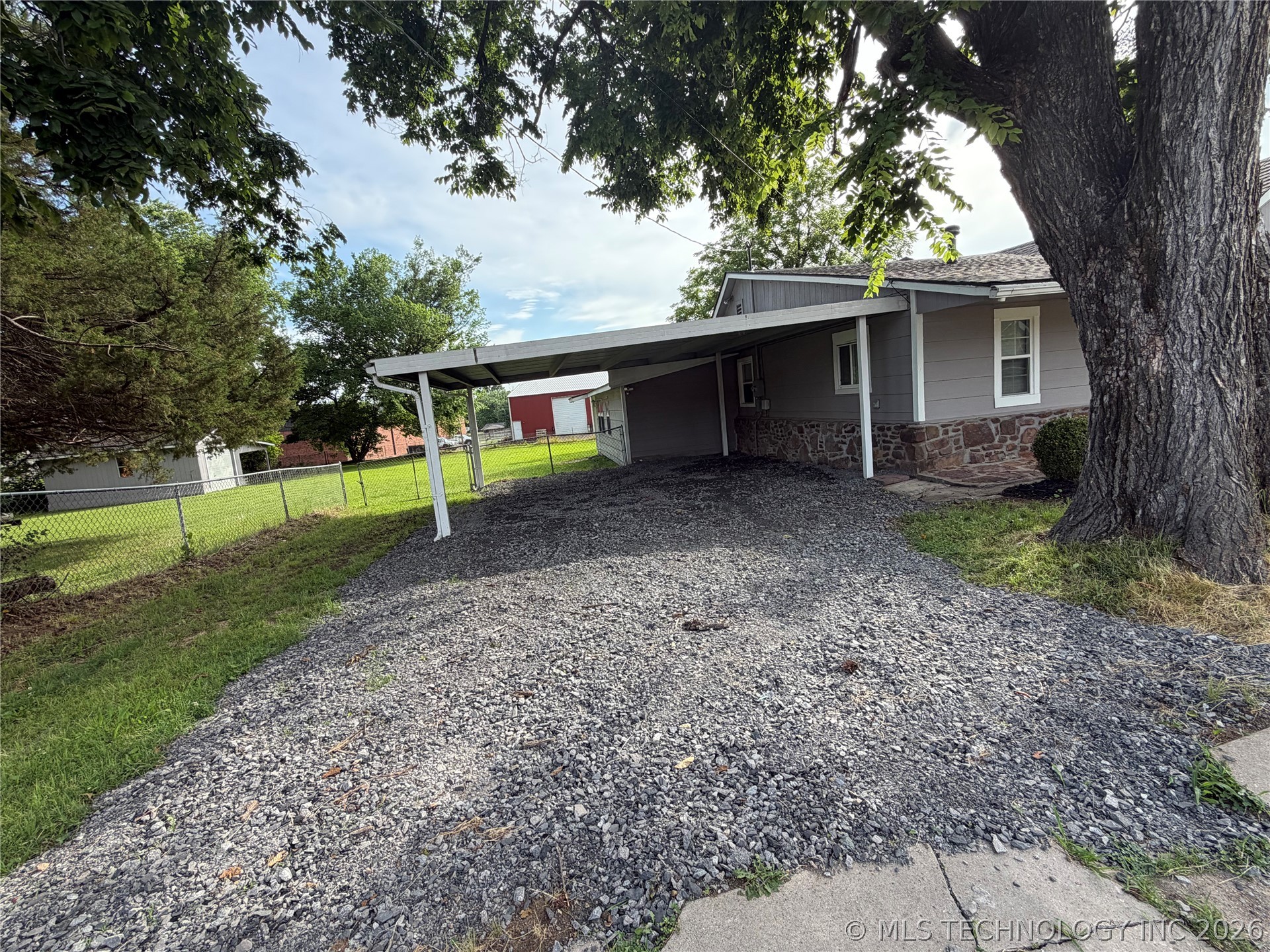 223 N Lee Street Fort Gibson OK 74434