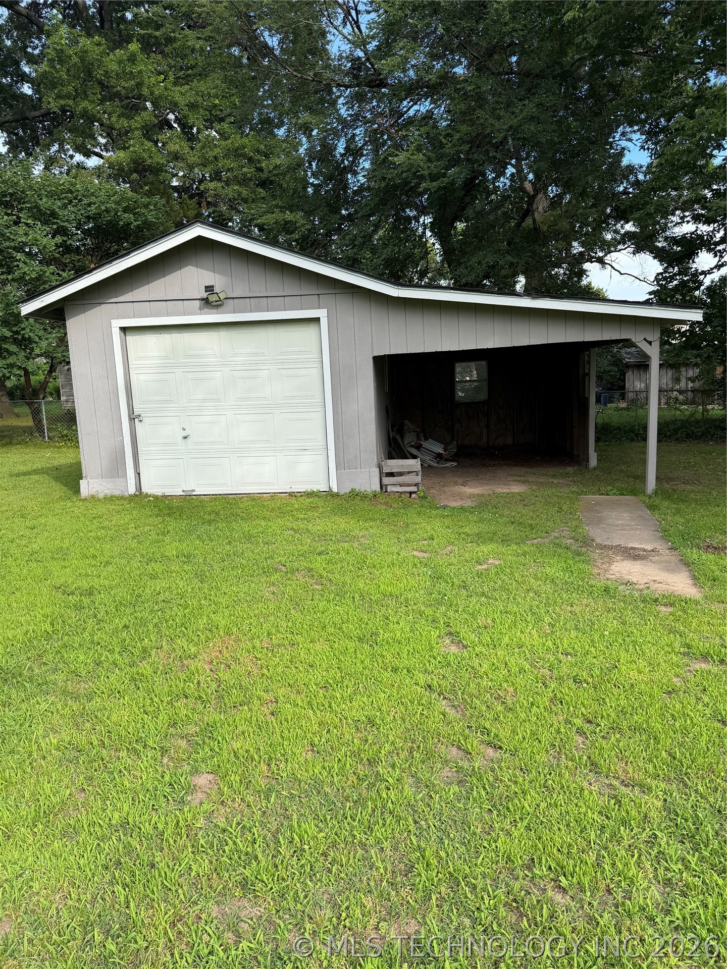 223 N Lee Street Fort Gibson OK 74434