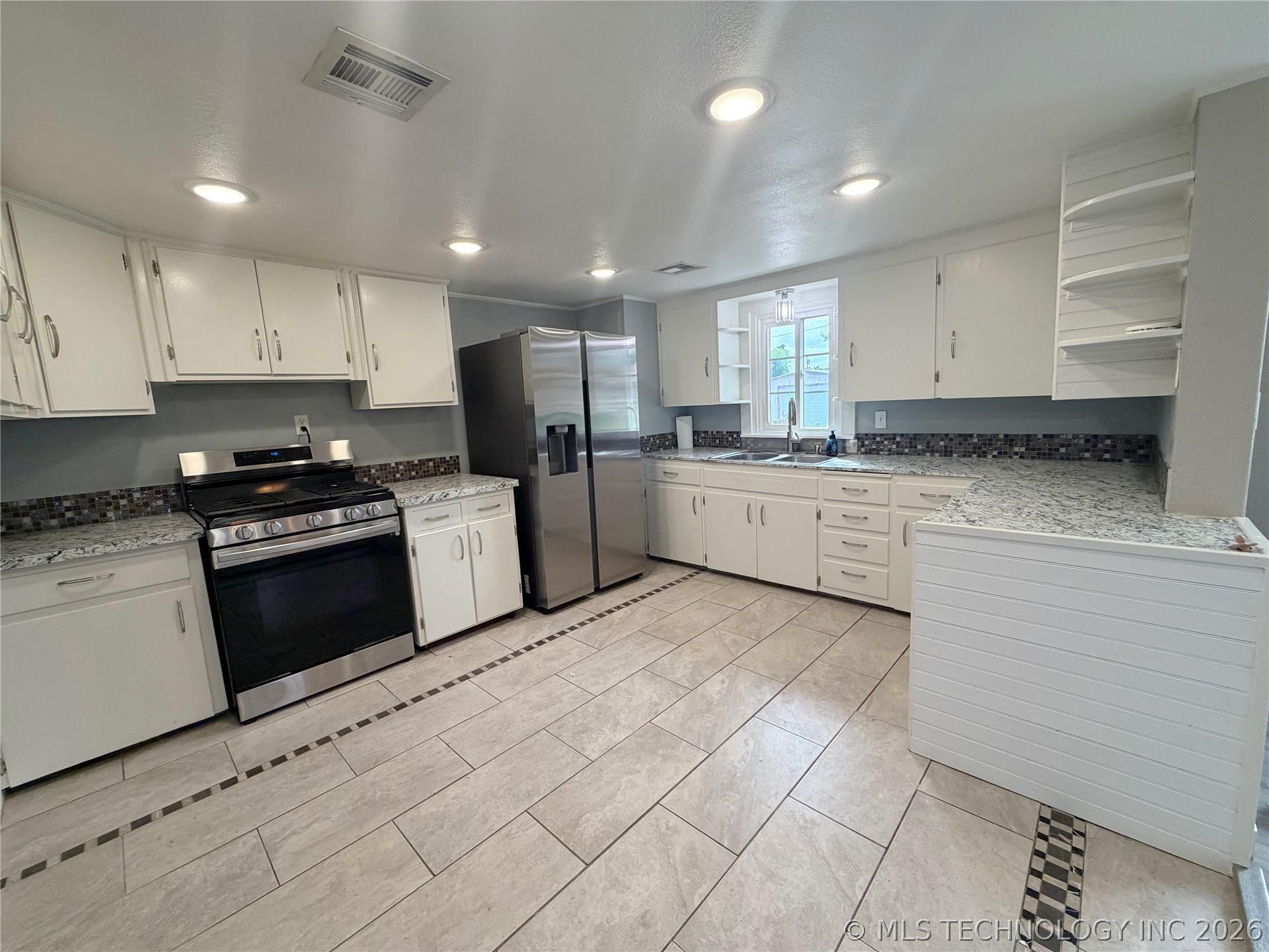 223 N Lee Street Fort Gibson OK 74434