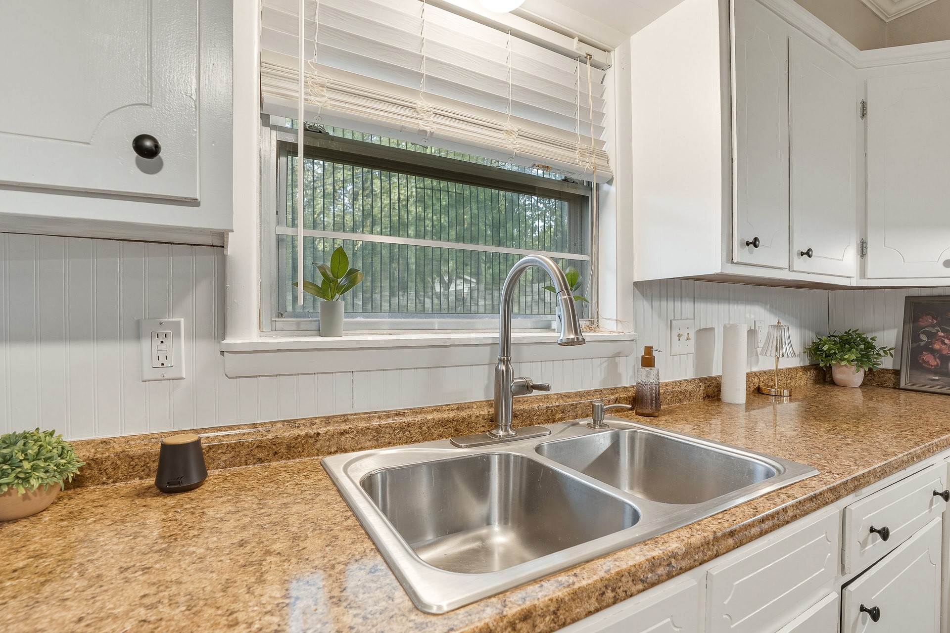 715 N Susan Avenue Ada OK 74820