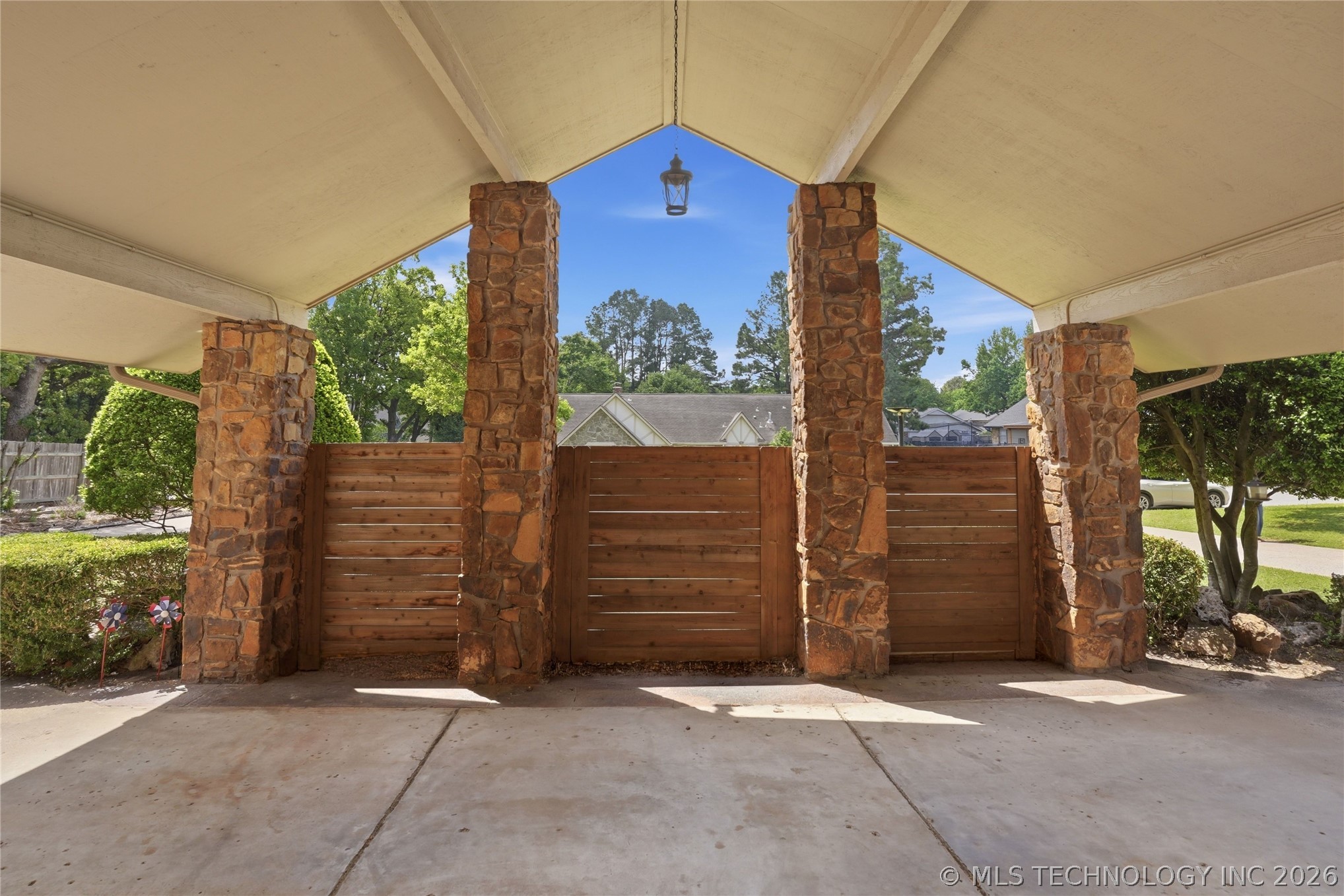 6121 E 97th Street Tulsa OK 74137
