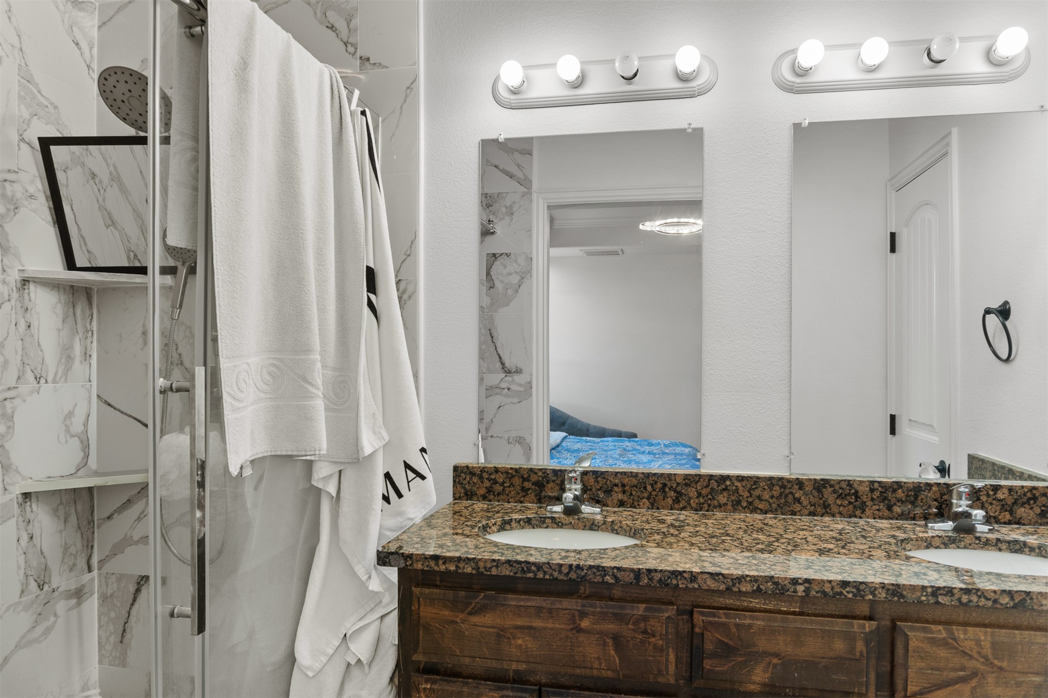 121 Cecil Circle Calera OK 74730