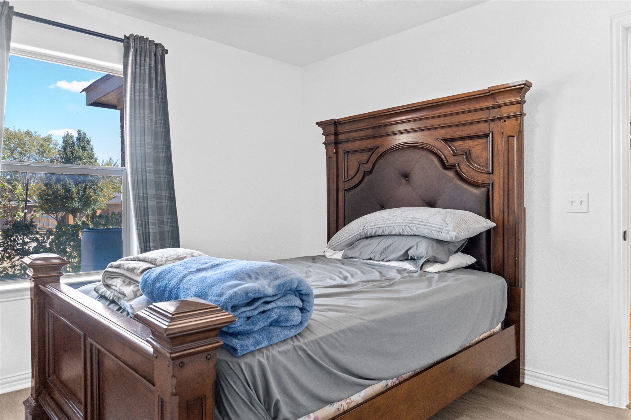 121 Cecil Circle Calera OK 74730