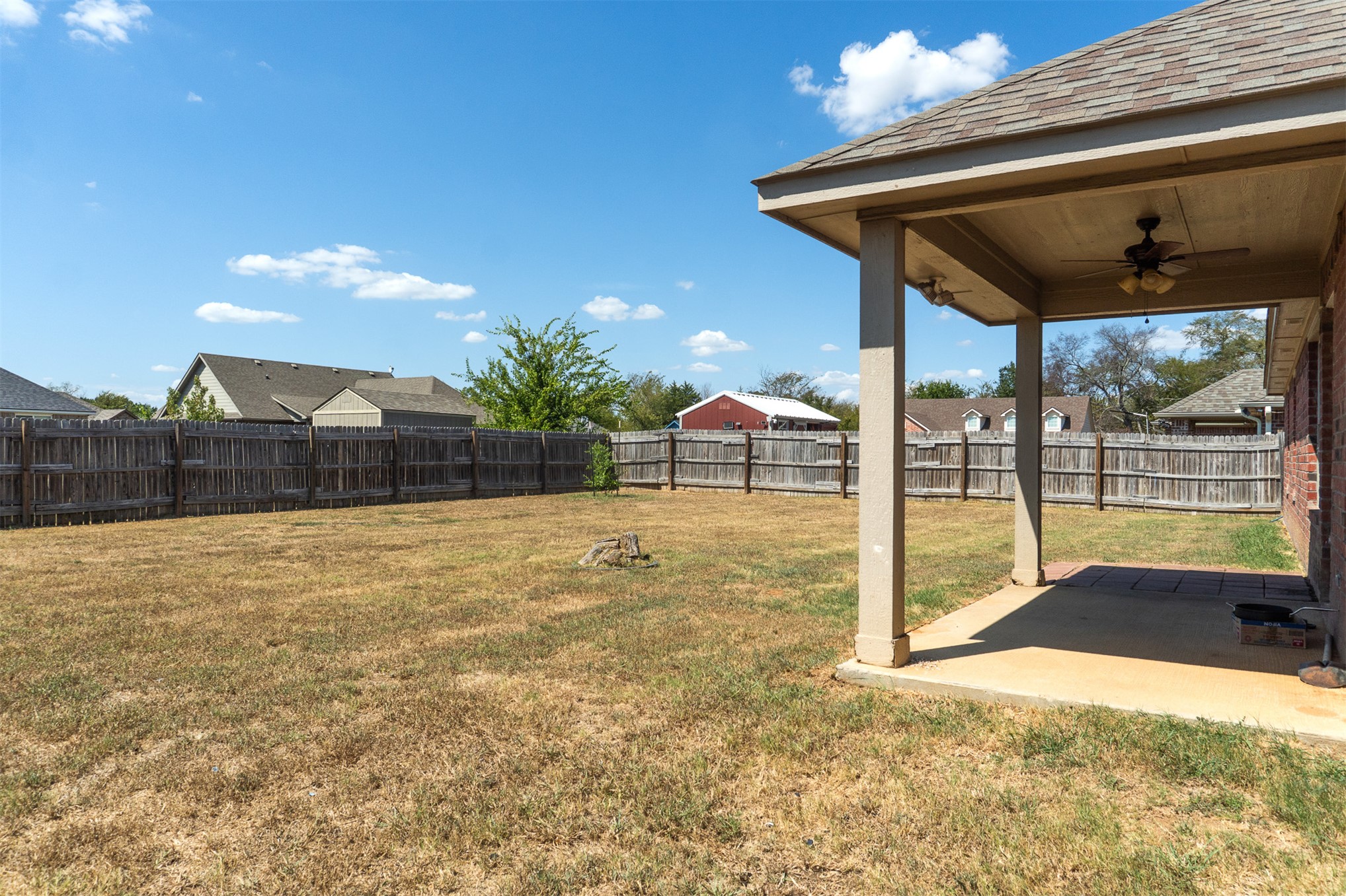 121 Cecil Circle Calera OK 74730