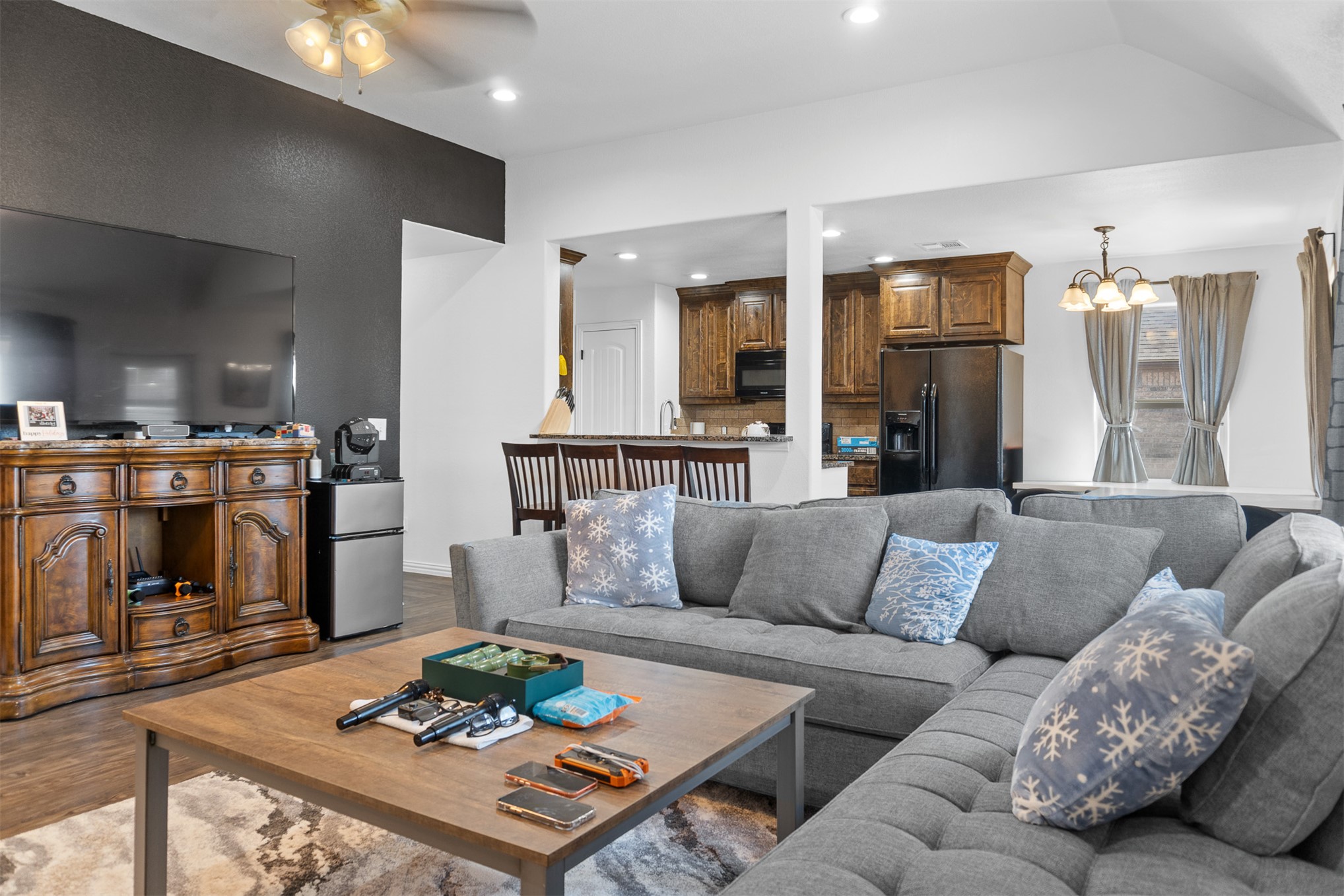 121 Cecil Circle Calera OK 74730
