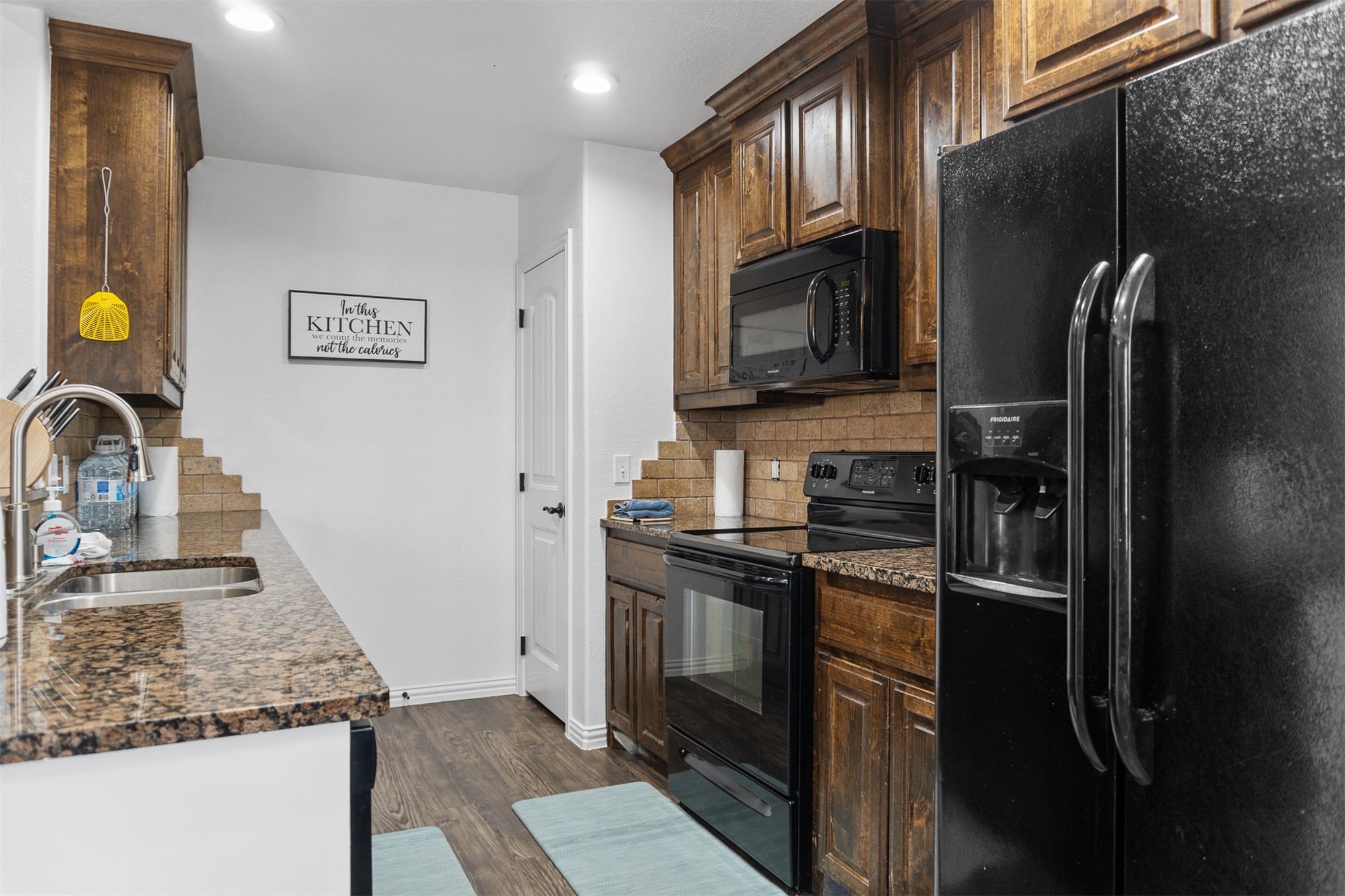 121 Cecil Circle Calera OK 74730