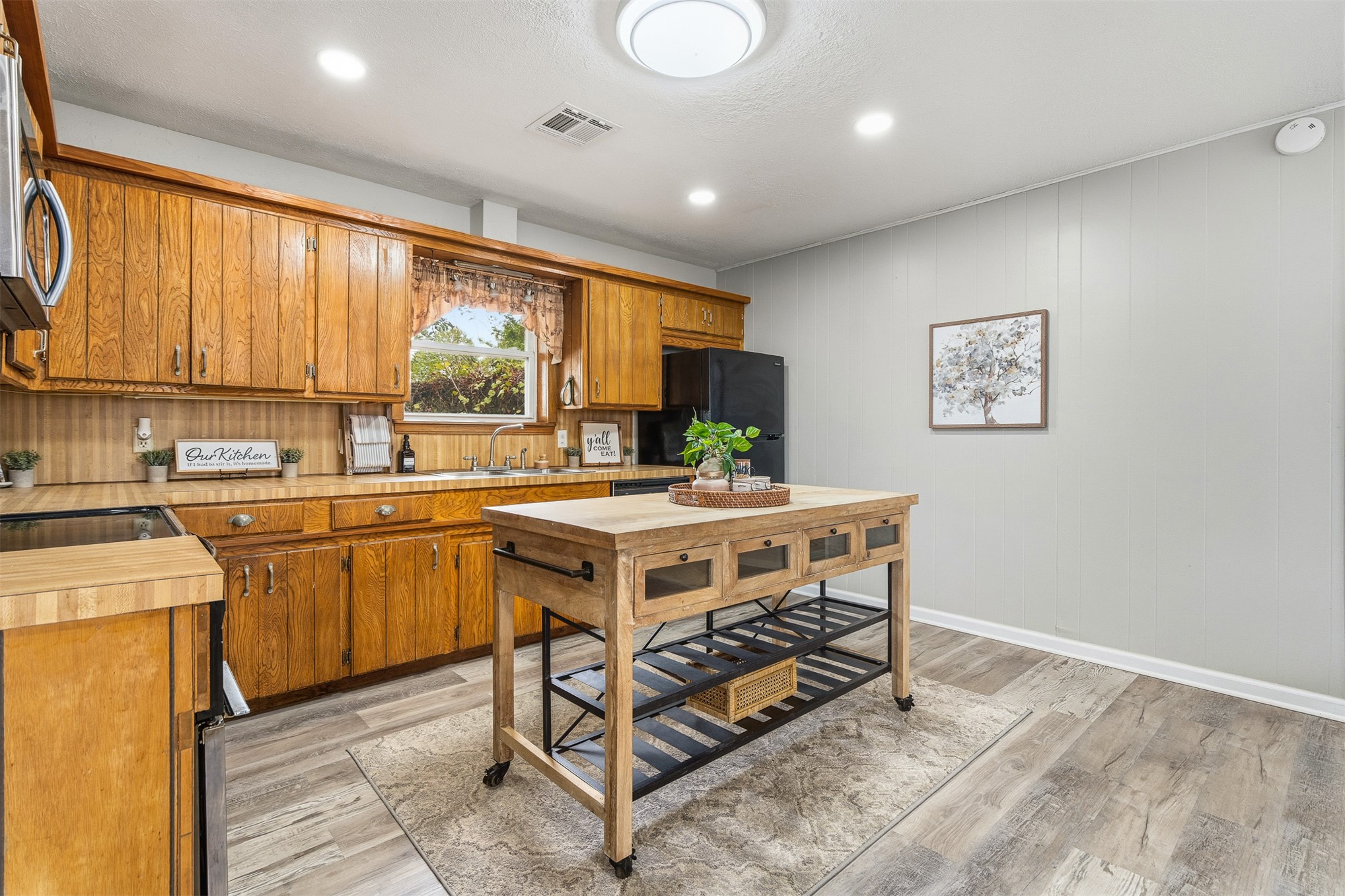710 White Rock Marietta OK 73448