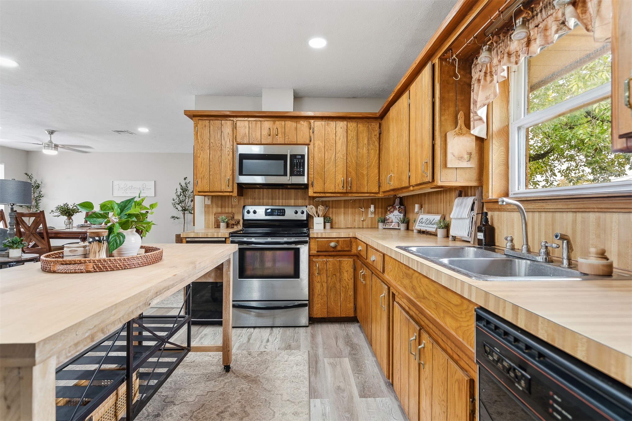 710 White Rock Marietta OK 73448
