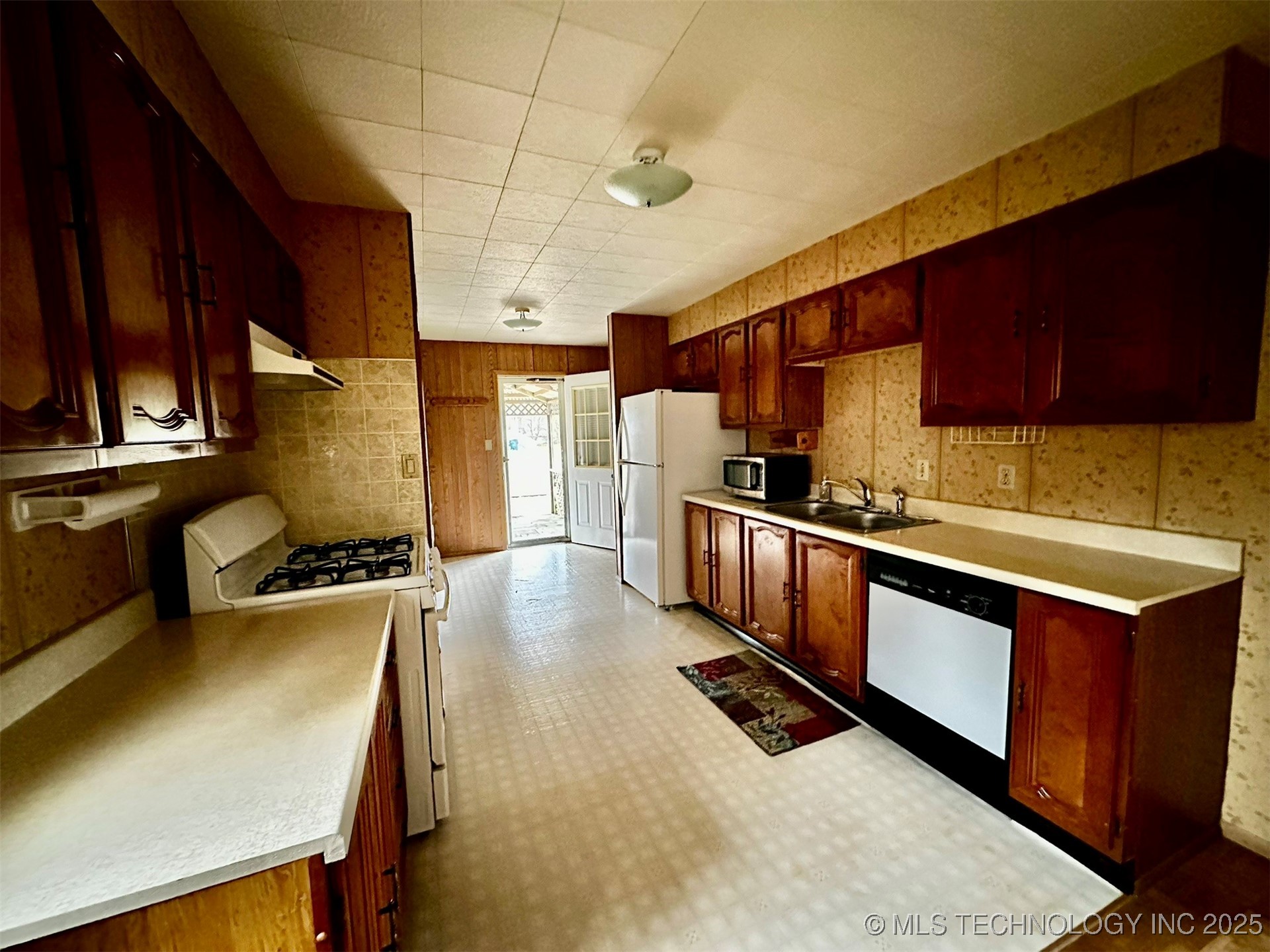 1117 S Oklahoma Atoka OK 74525