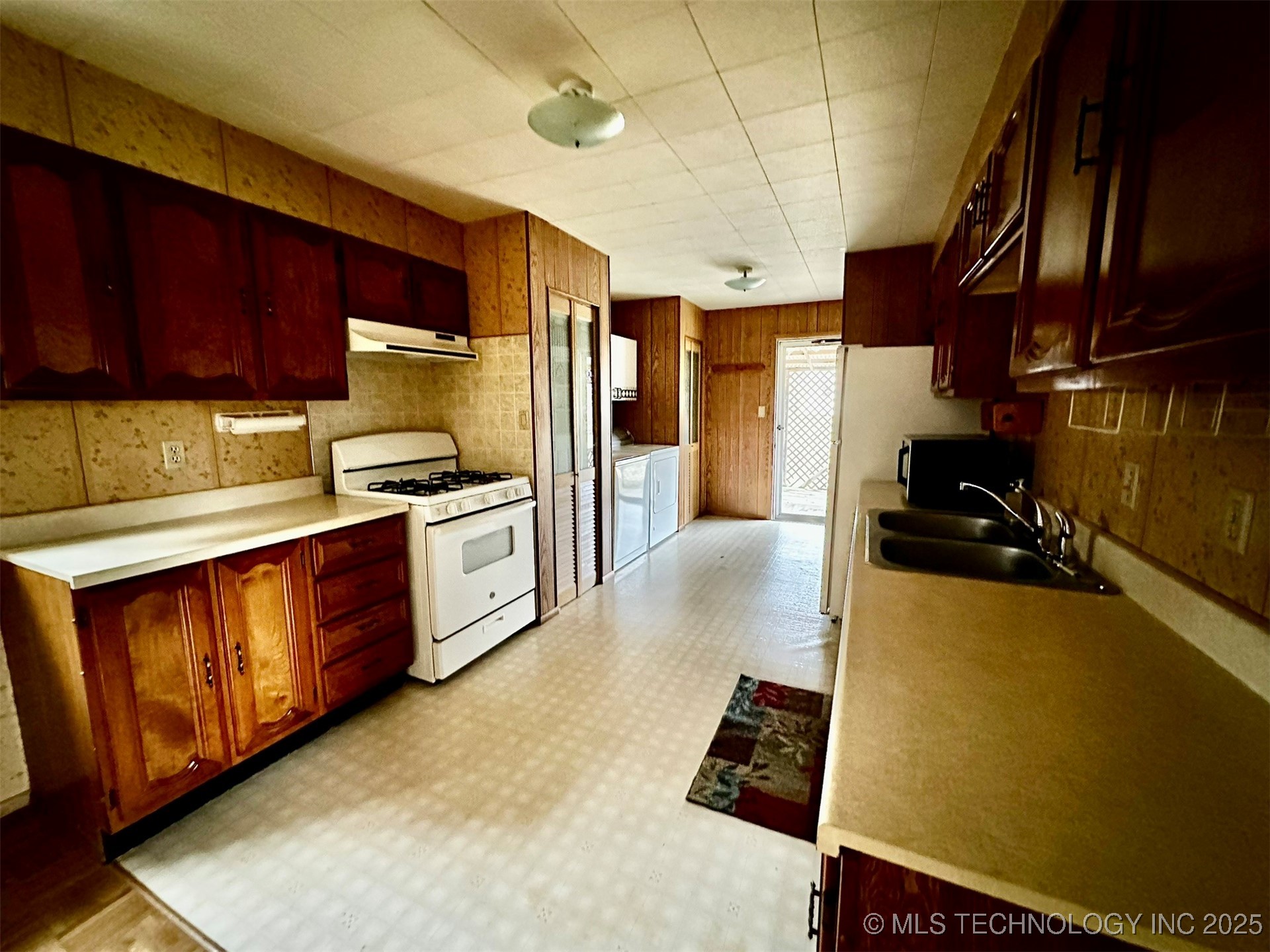 1117 S Oklahoma Atoka OK 74525