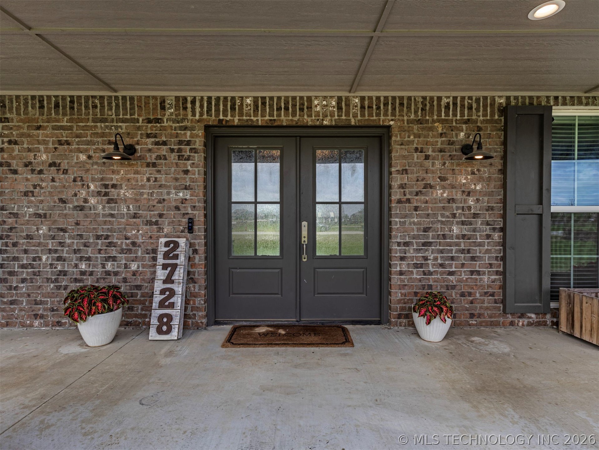 2728 Crosscreek Drive Oologah OK 74053