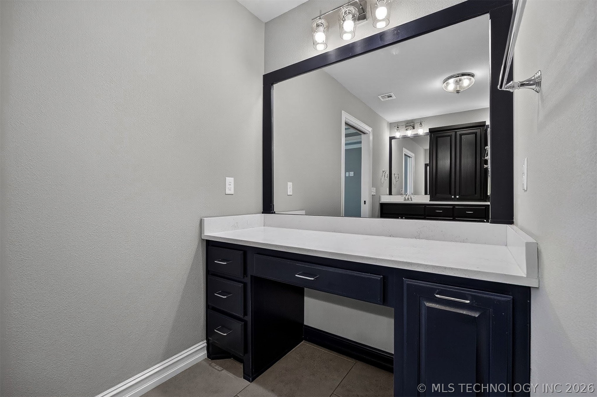 2728 Crosscreek Drive Oologah OK 74053