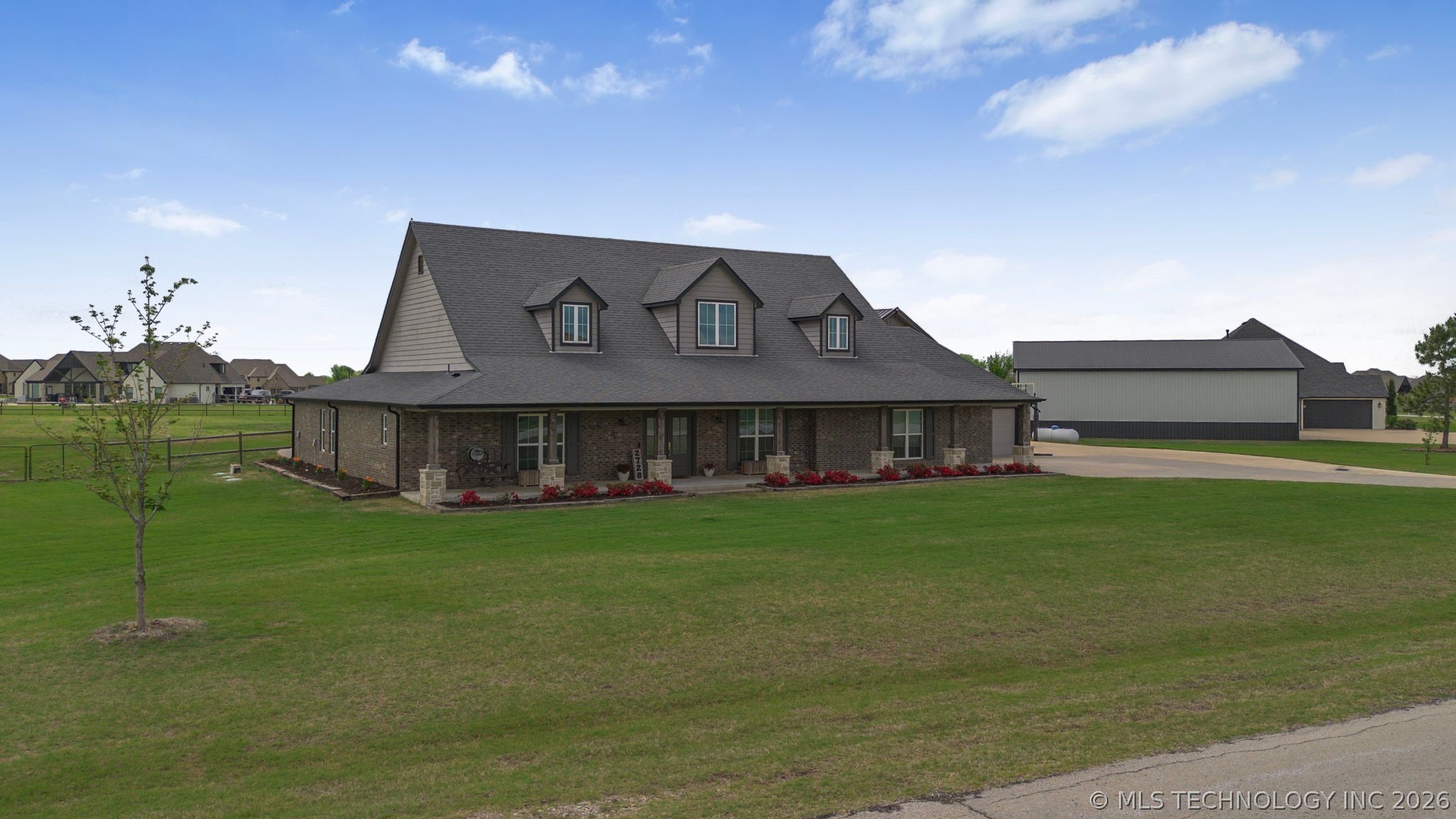 2728 Crosscreek Drive Oologah OK 74053