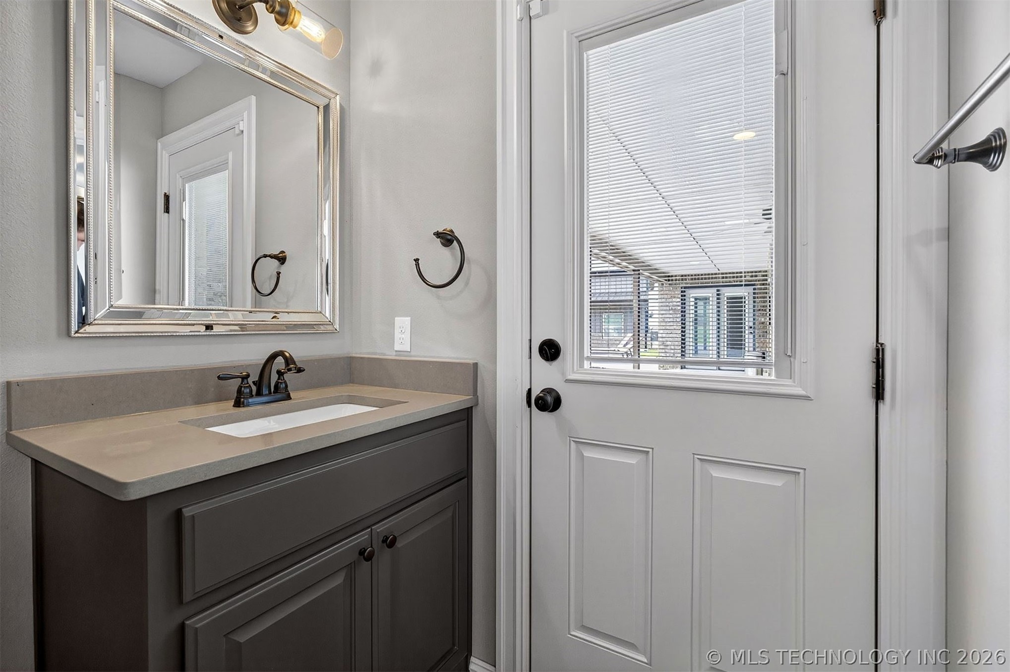 2728 Crosscreek Drive Oologah OK 74053