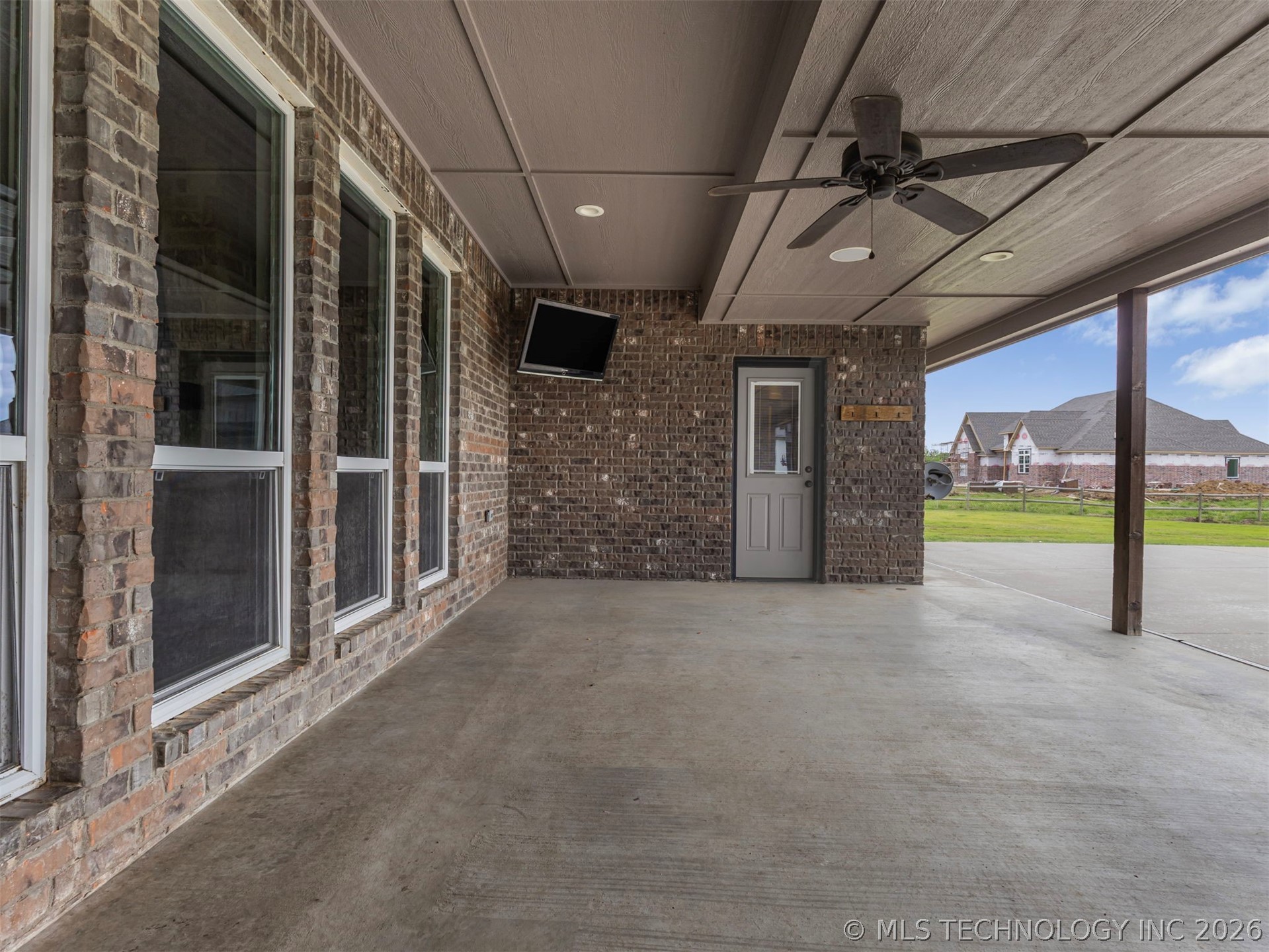 2728 Crosscreek Drive Oologah OK 74053