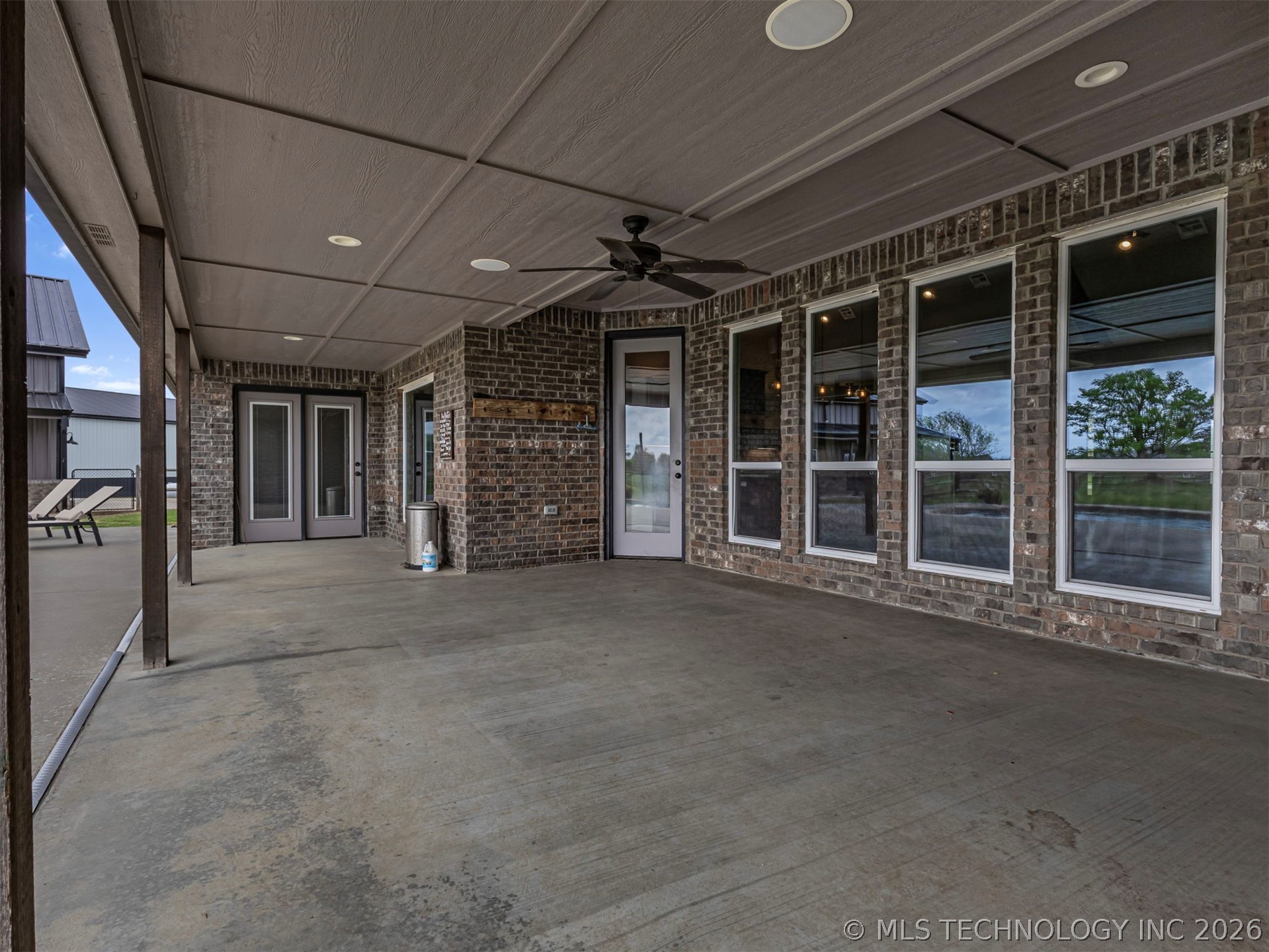 2728 Crosscreek Drive Oologah OK 74053