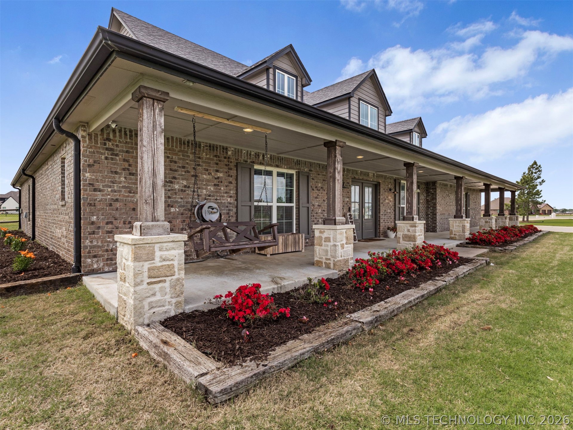 2728 Crosscreek Drive Oologah OK 74053