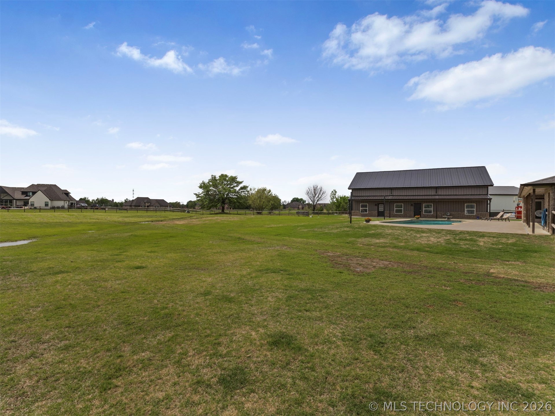 2728 Crosscreek Drive Oologah OK 74053