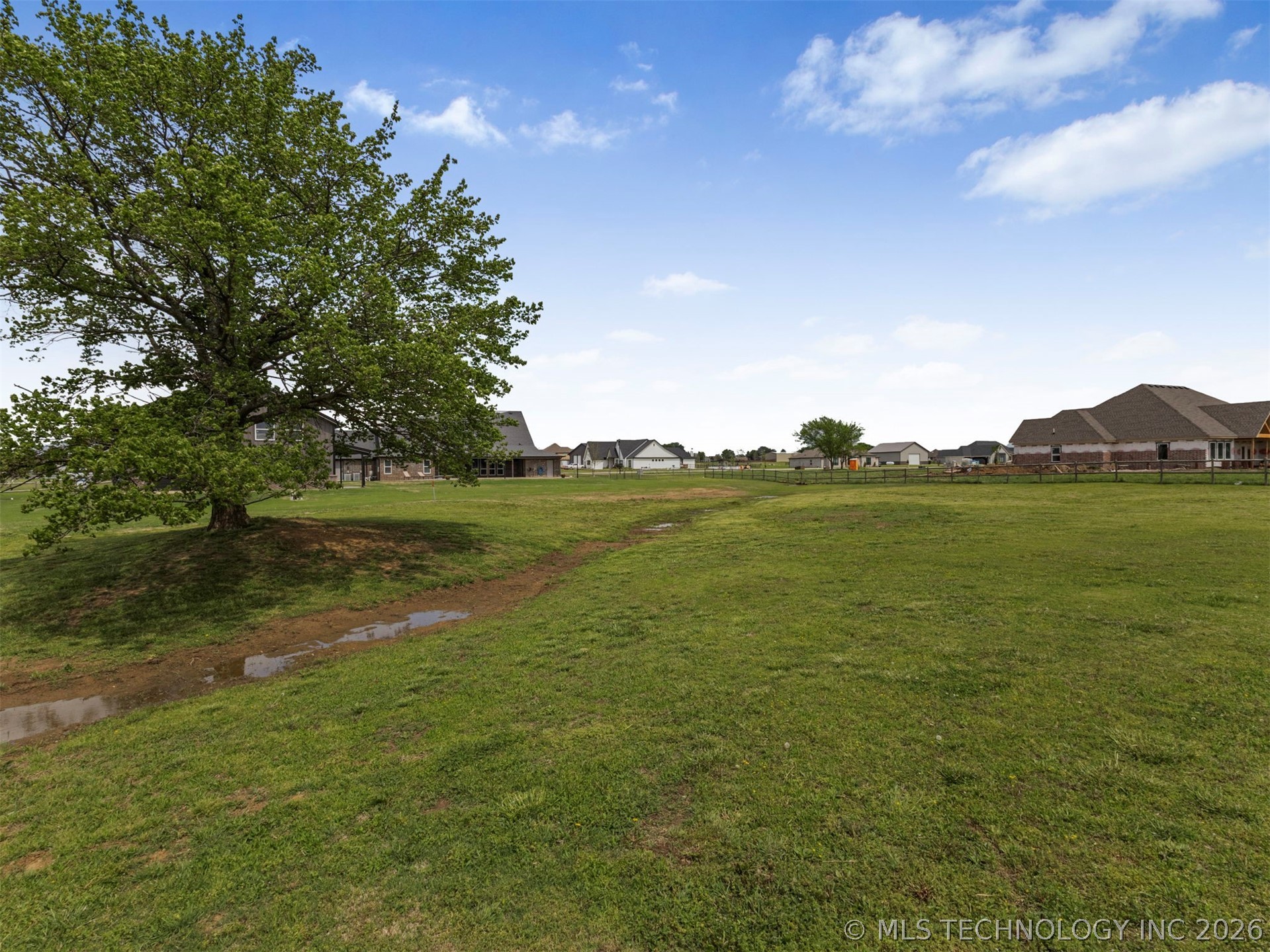 2728 Crosscreek Drive Oologah OK 74053