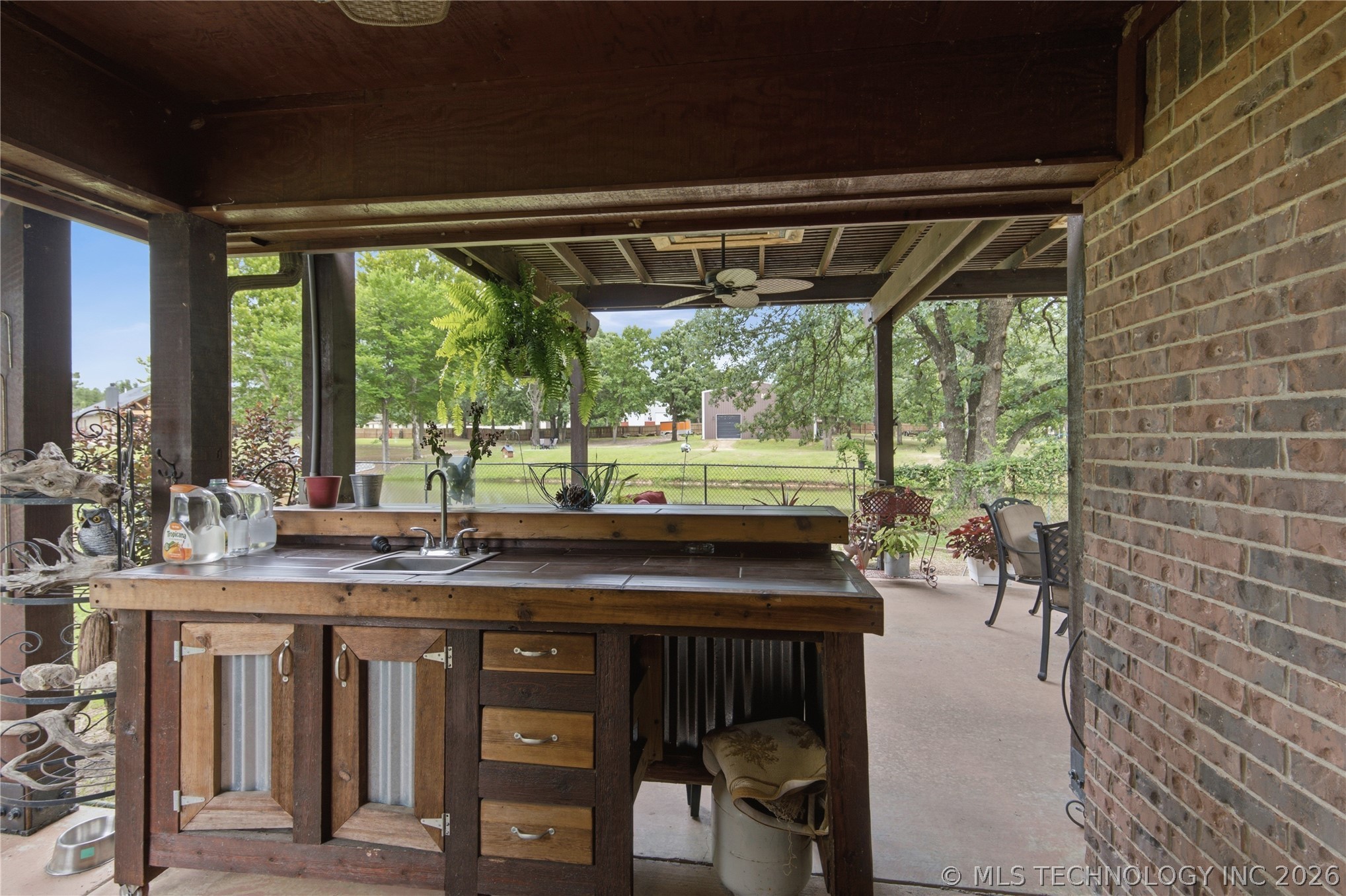 61 Hummingbird Lane Eufaula OK 74432