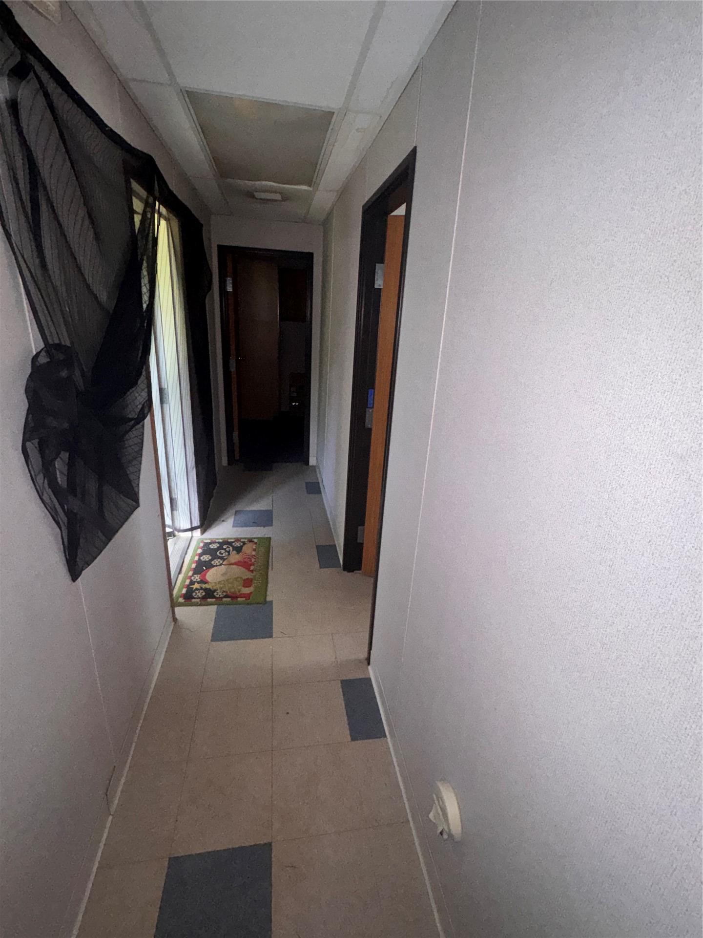 39981 Lloyd Lane Wister OK 74966