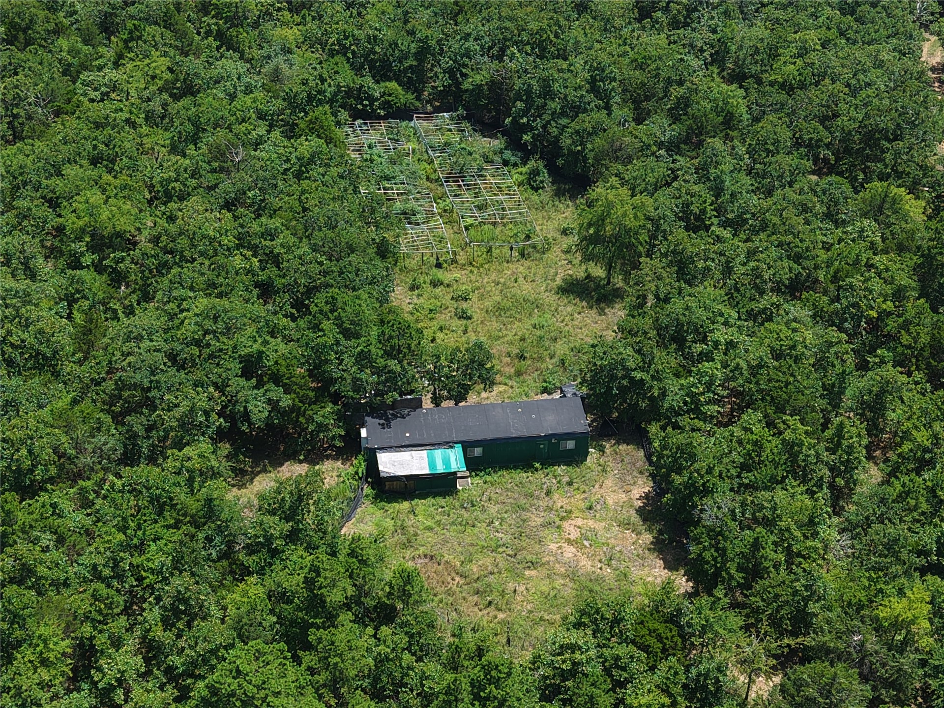 39981 Lloyd Lane Wister OK 74966