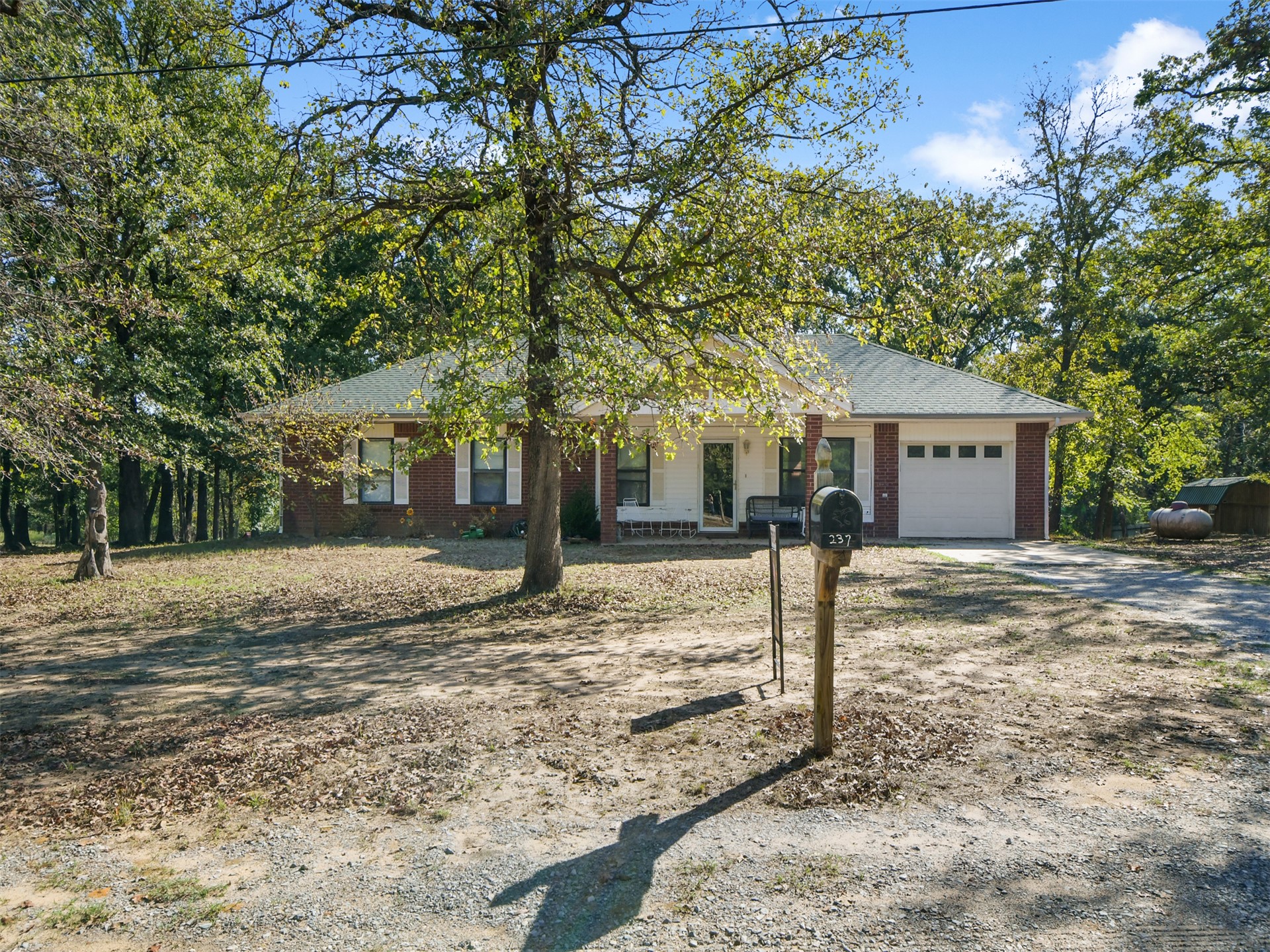 237 Standpipe Road Mead OK 73449