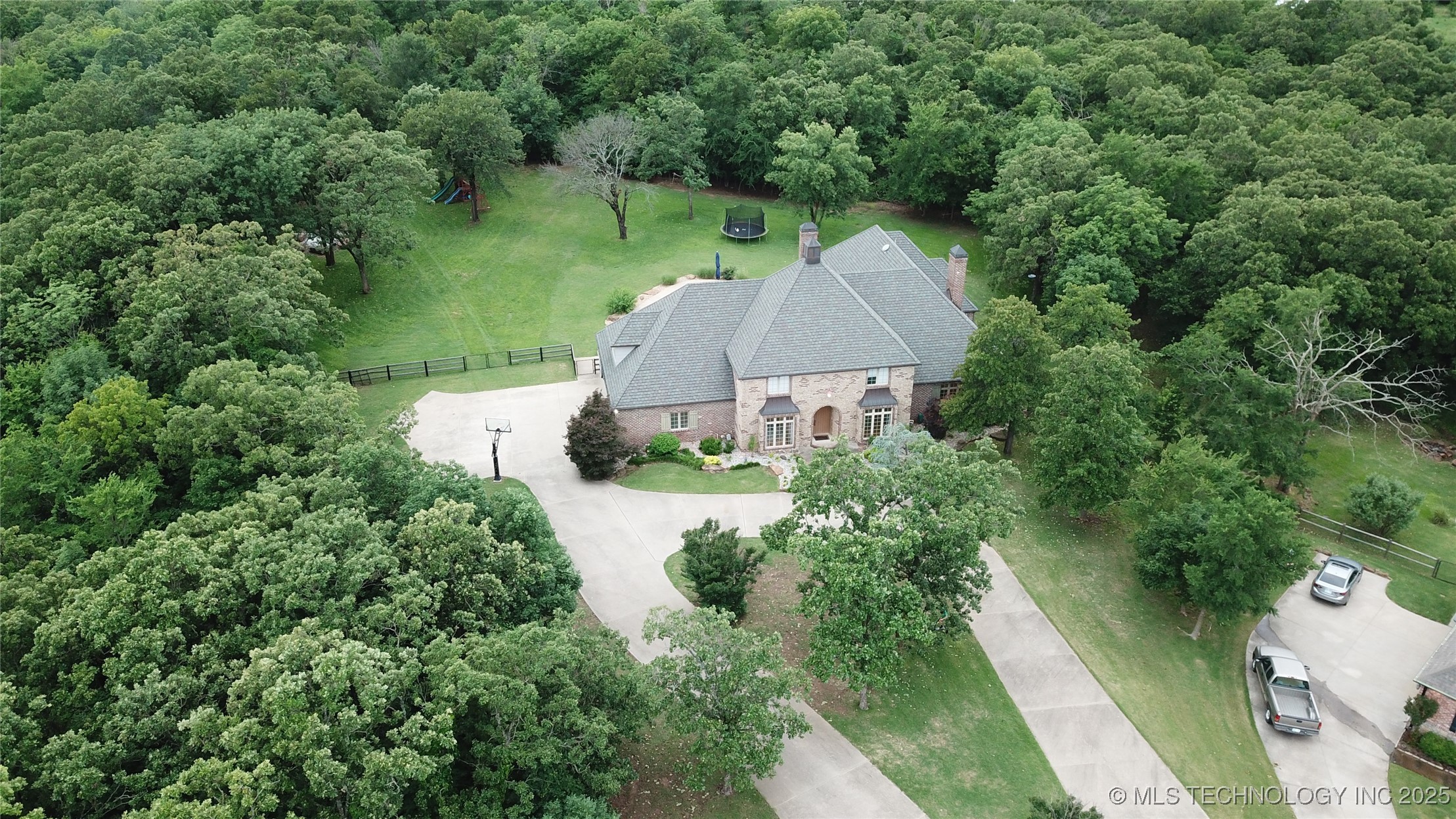 4224 S 69th Westavenue Tulsa OK 74107