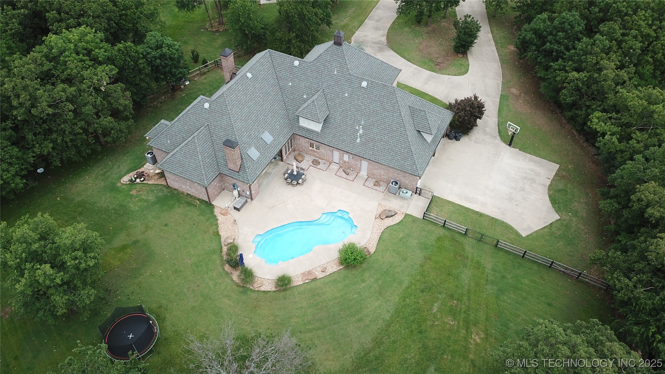 4224 S 69th Westavenue Tulsa OK 74107