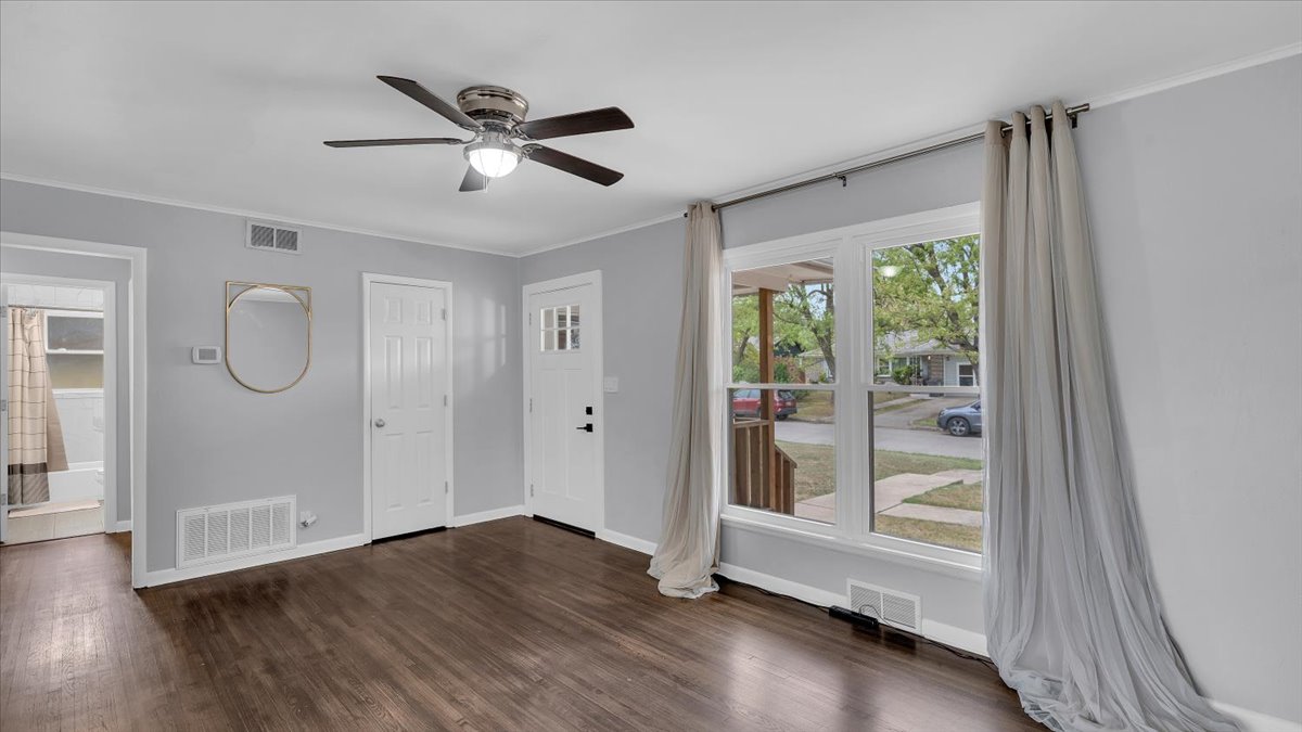 33 S 108th Eastavenue Tulsa OK 74128