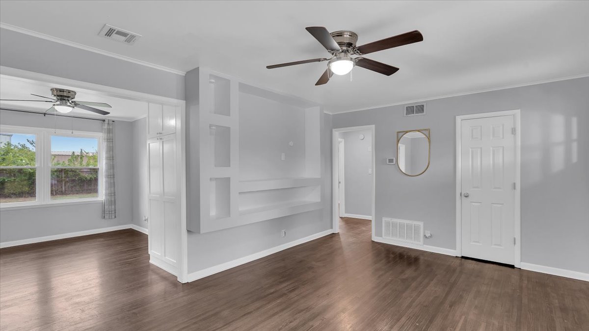 33 S 108th Eastavenue Tulsa OK 74128