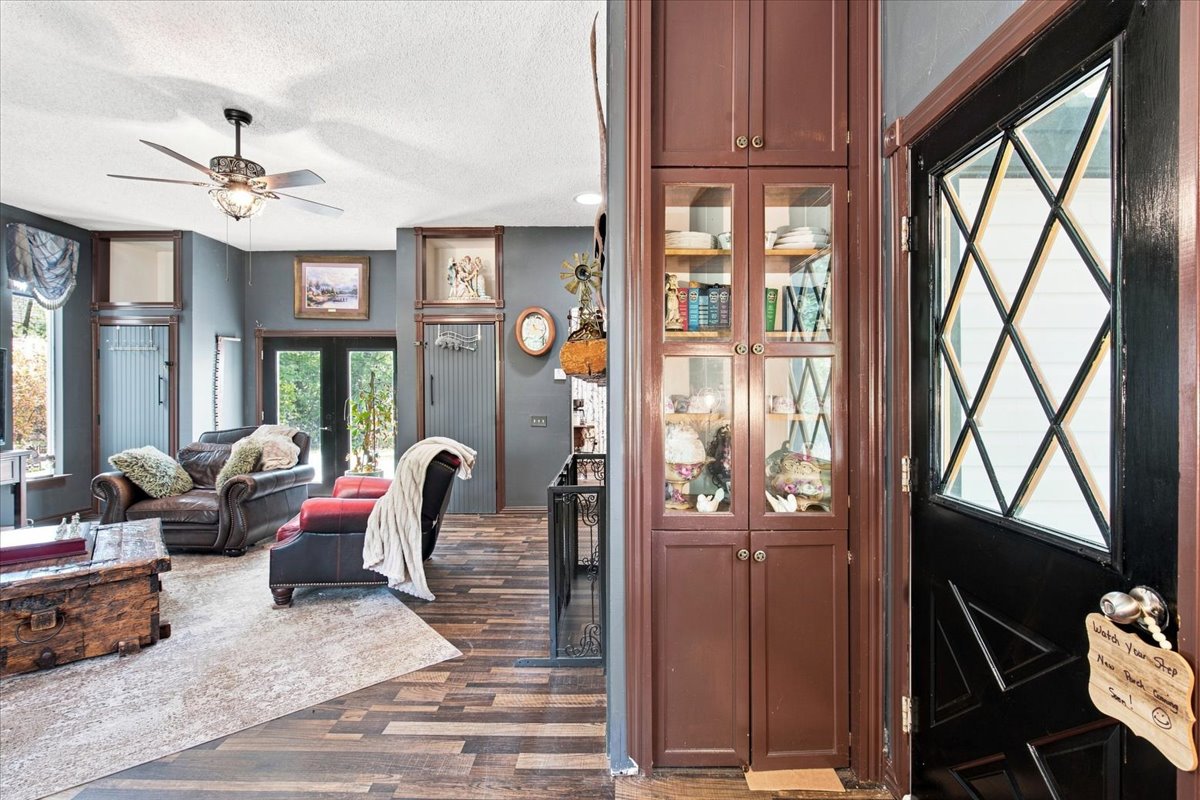 407 Seven Springs Tishomingo OK 73460